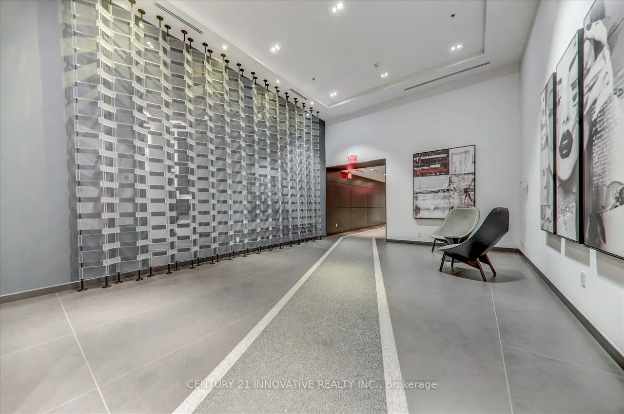 318 Richmond Street W, #1711