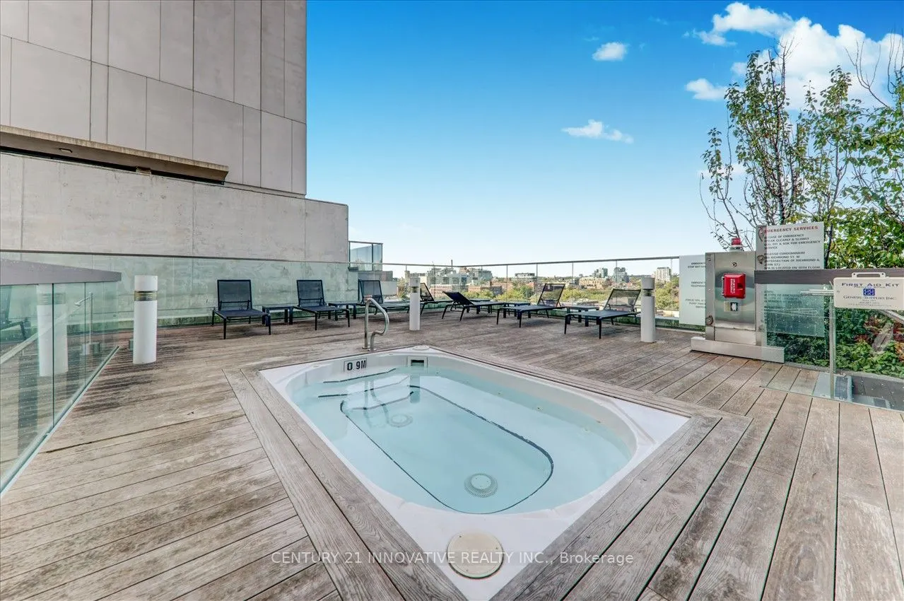 318 Richmond Street W, #1711