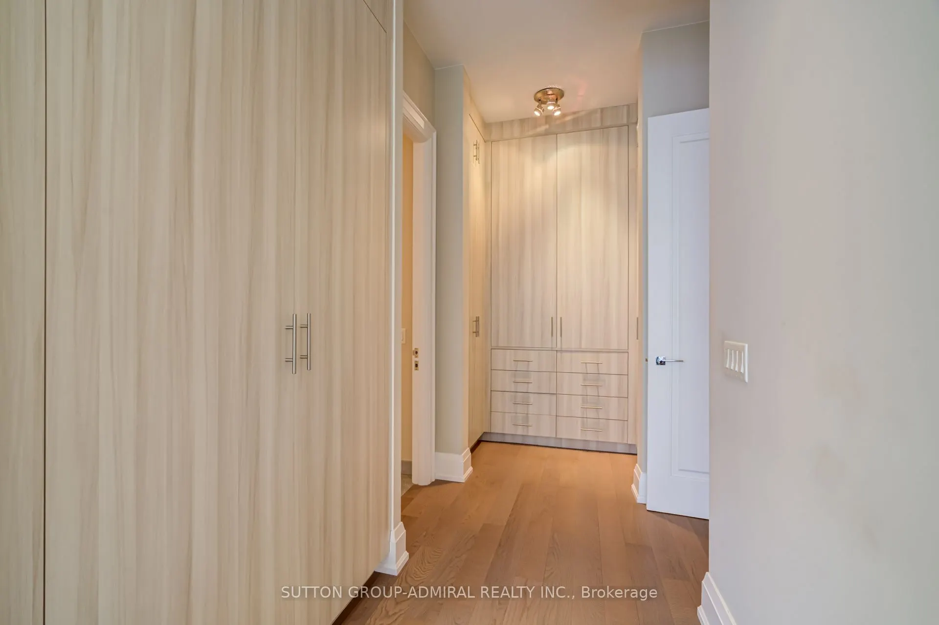 88 Davenport Road, #1701