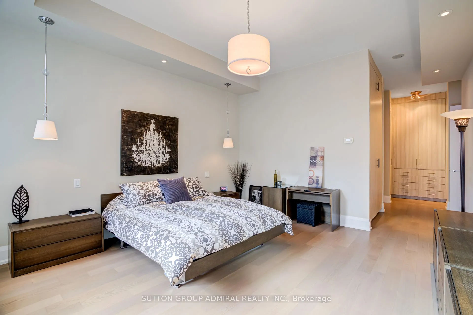 88 Davenport Road, #1701