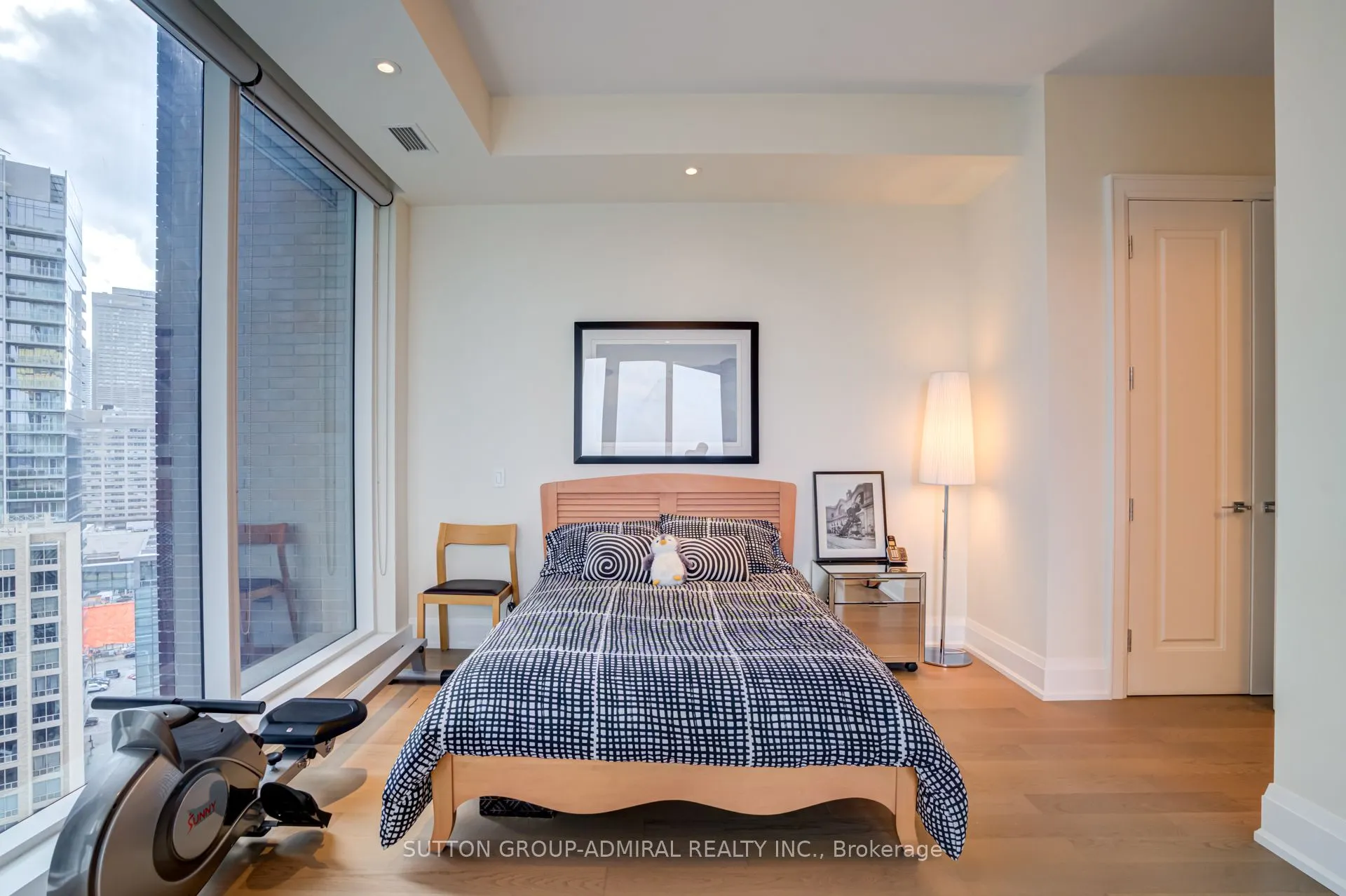 88 Davenport Road, #1701