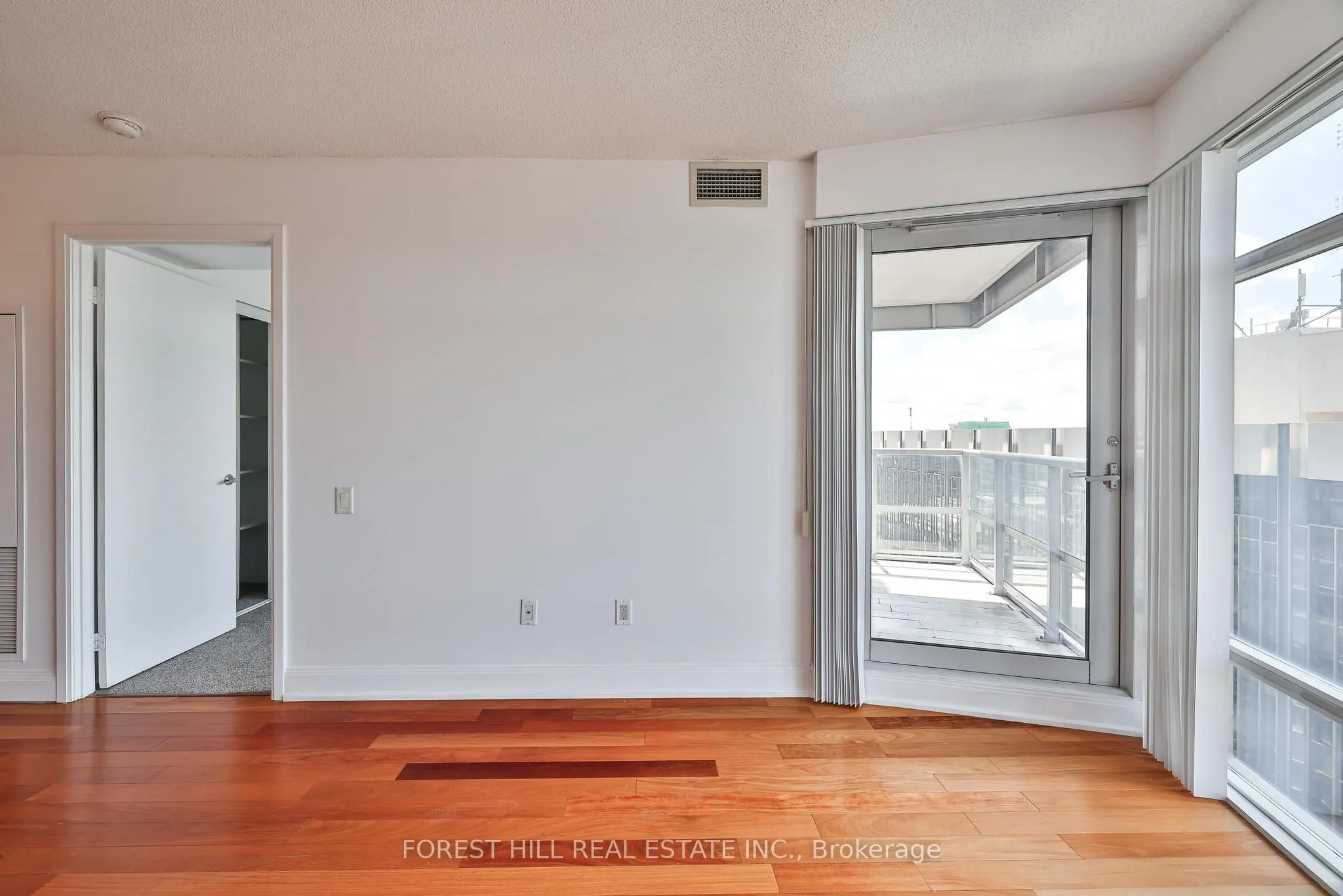 2181 Yonge Street, #2406