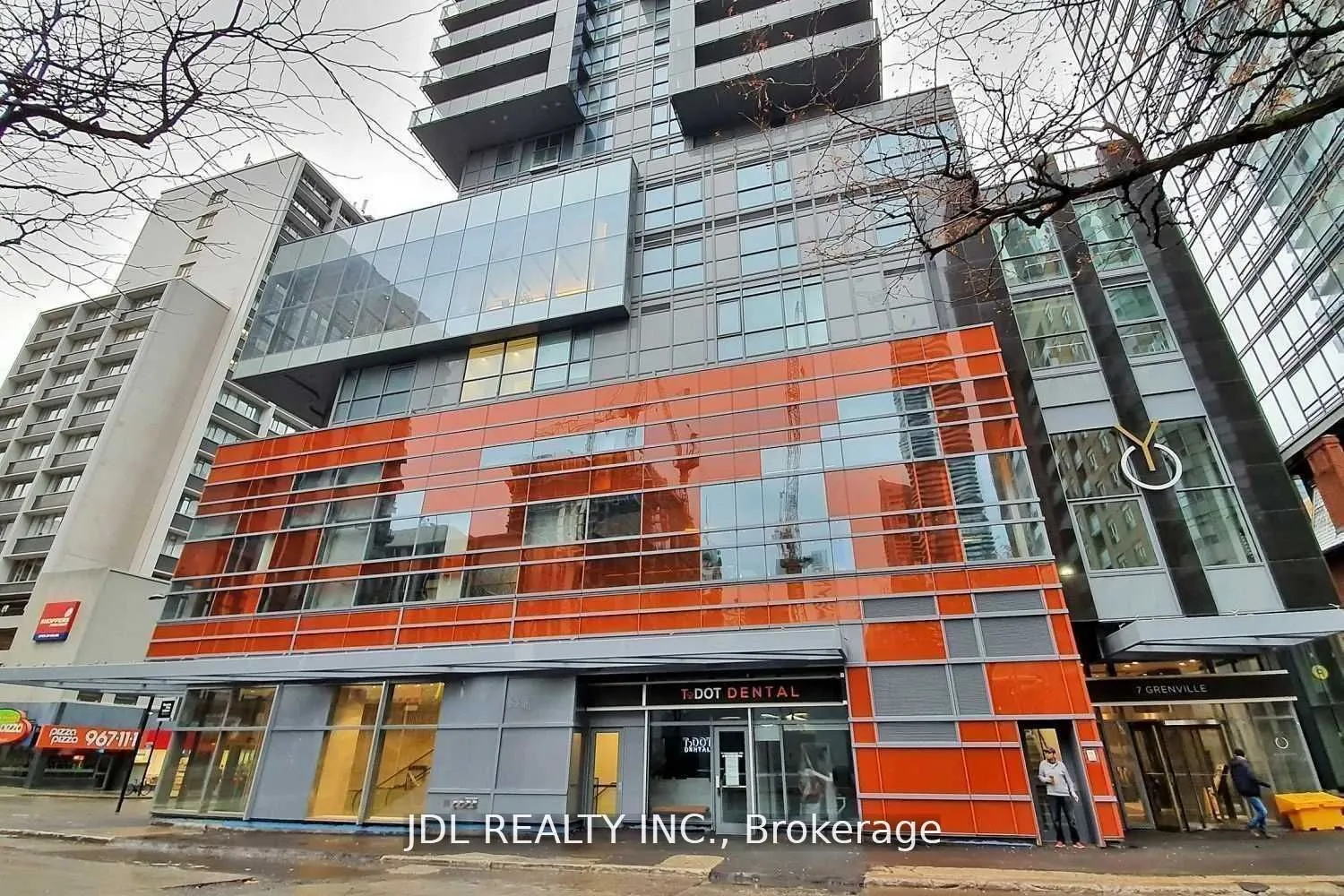 7 Grenville Street, #4111
