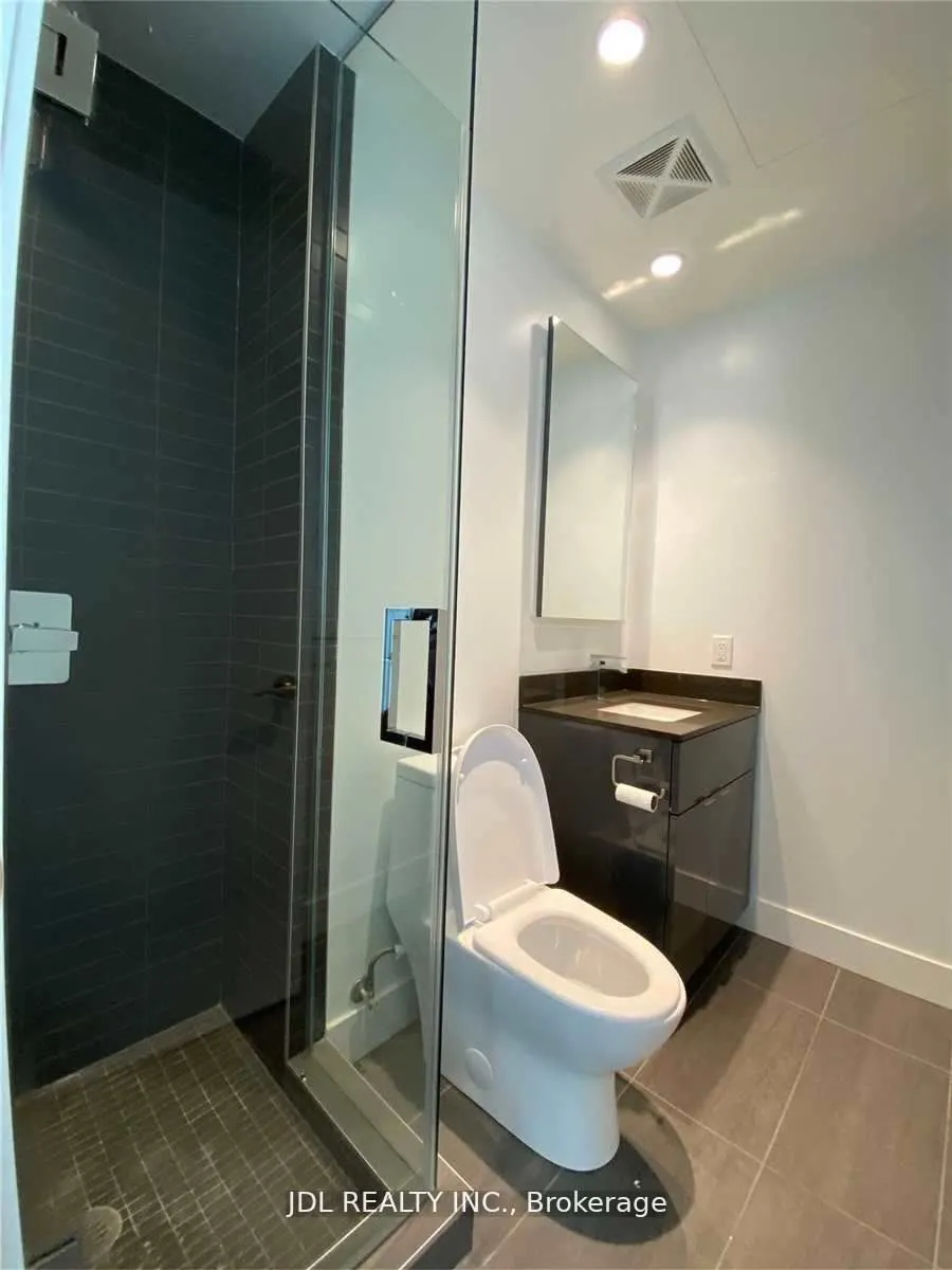 7 Grenville Street, #4111