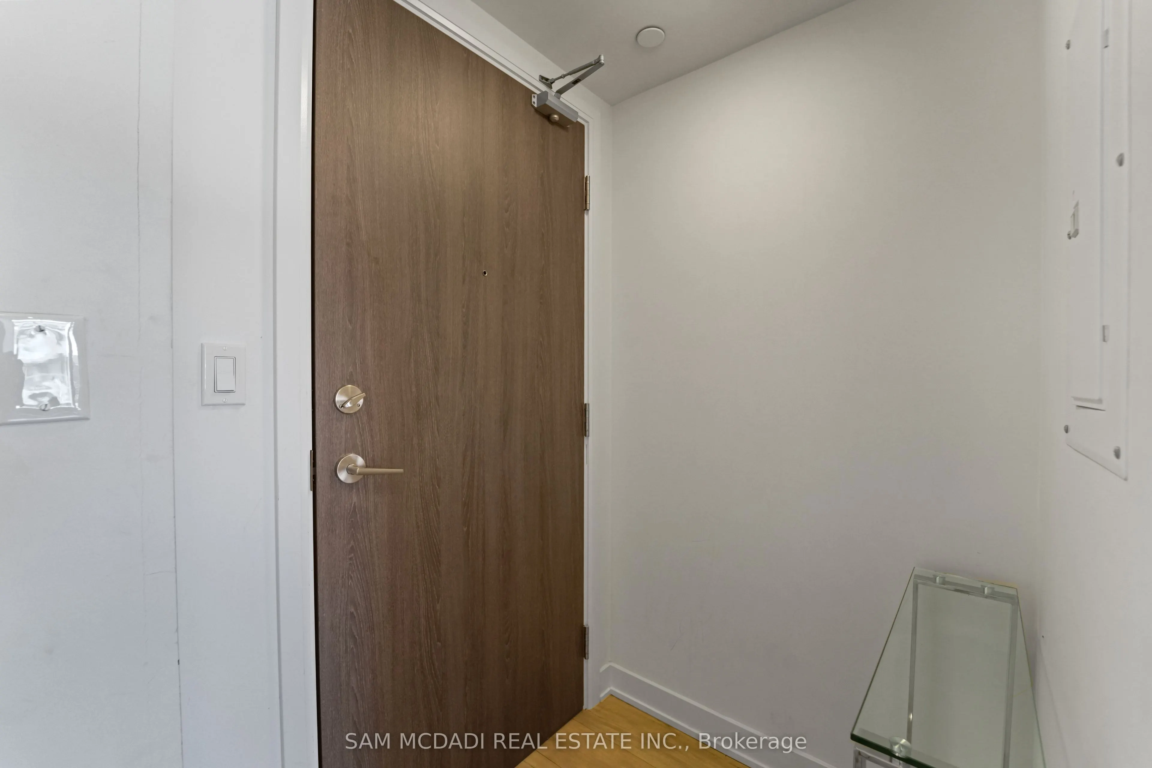 576 Front Street W, #702