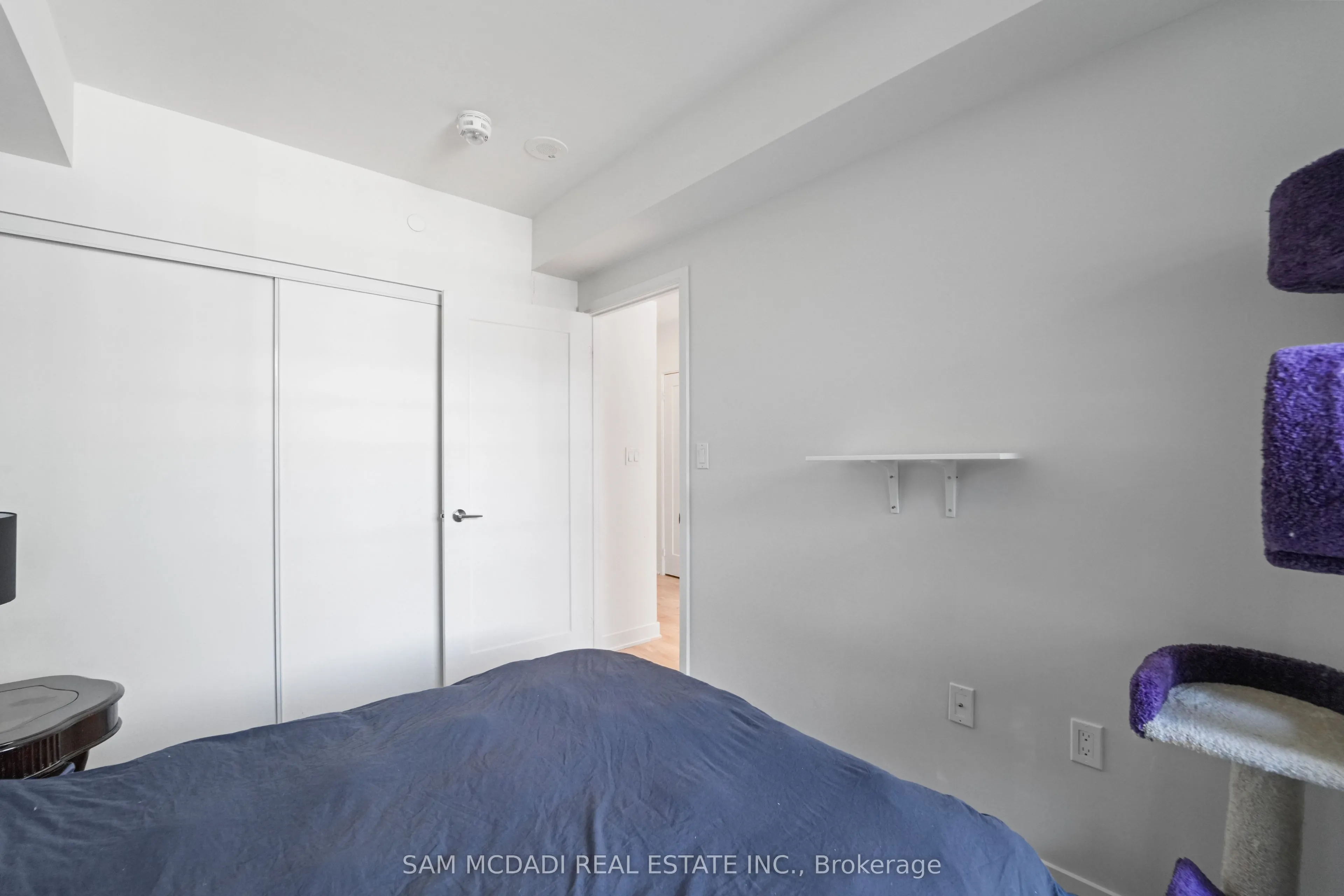 576 Front Street W, #702