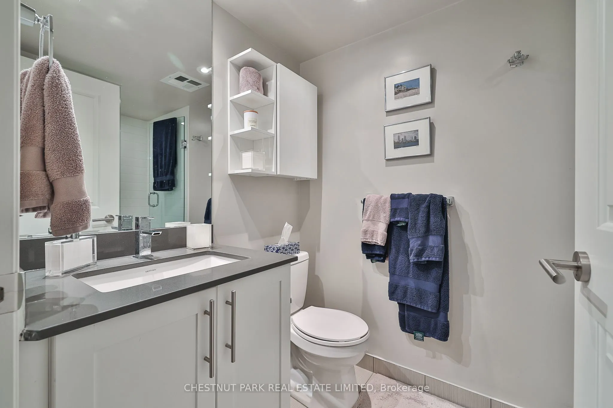 400 Adelaide Street E, #1702