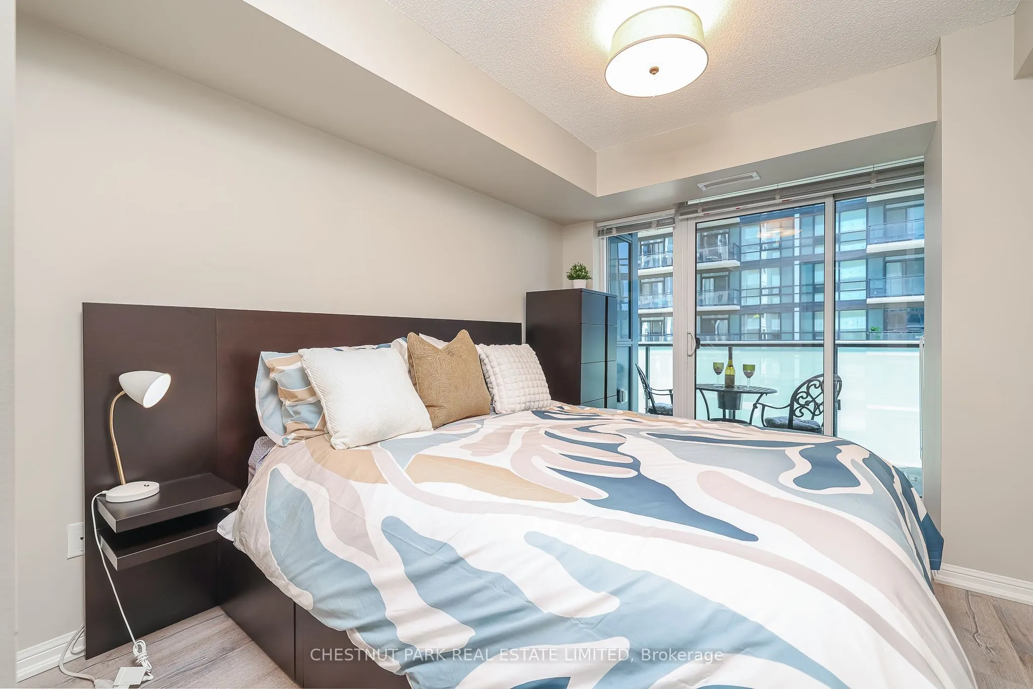 400 Adelaide Street E, #1702