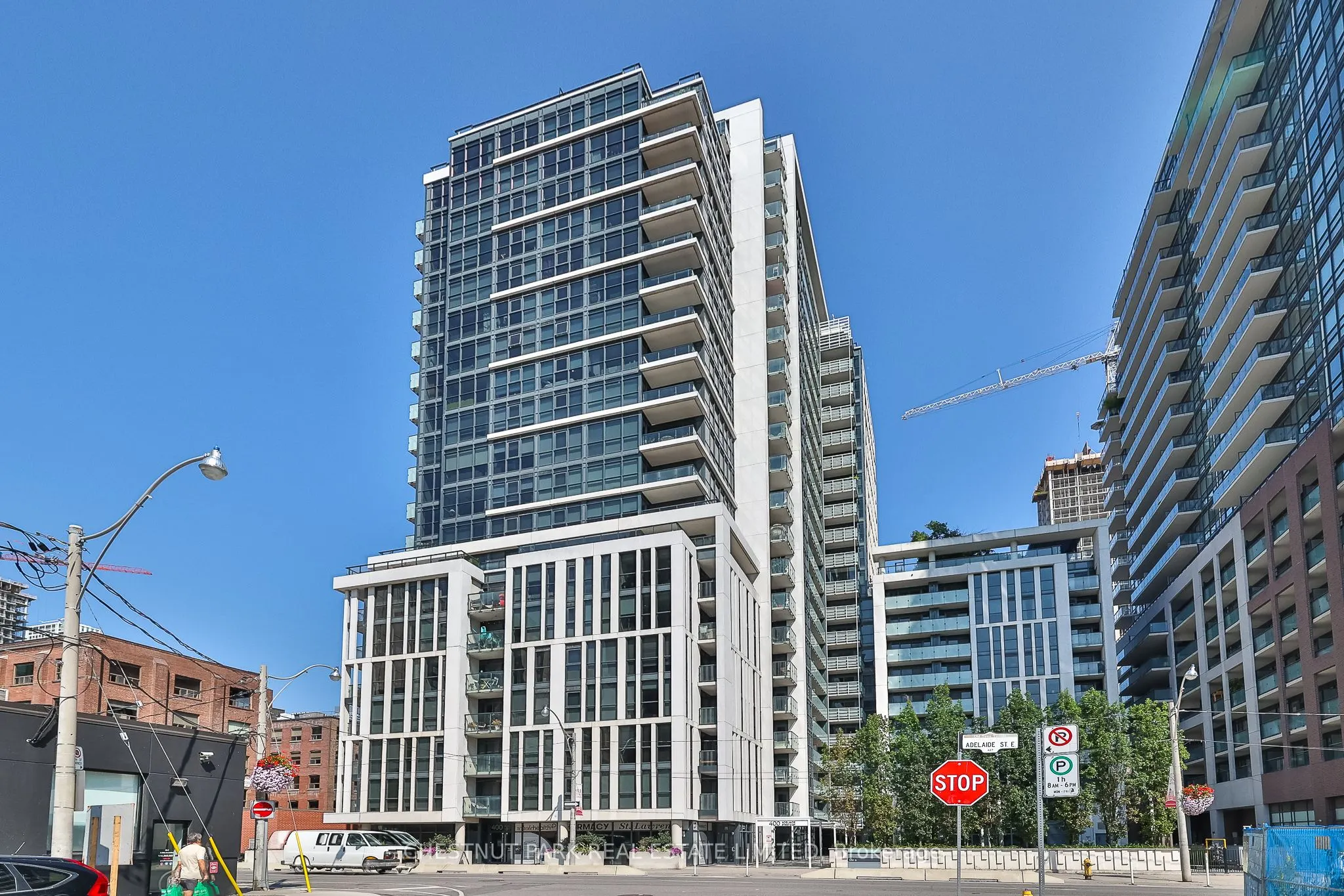 400 Adelaide Street E, #1702