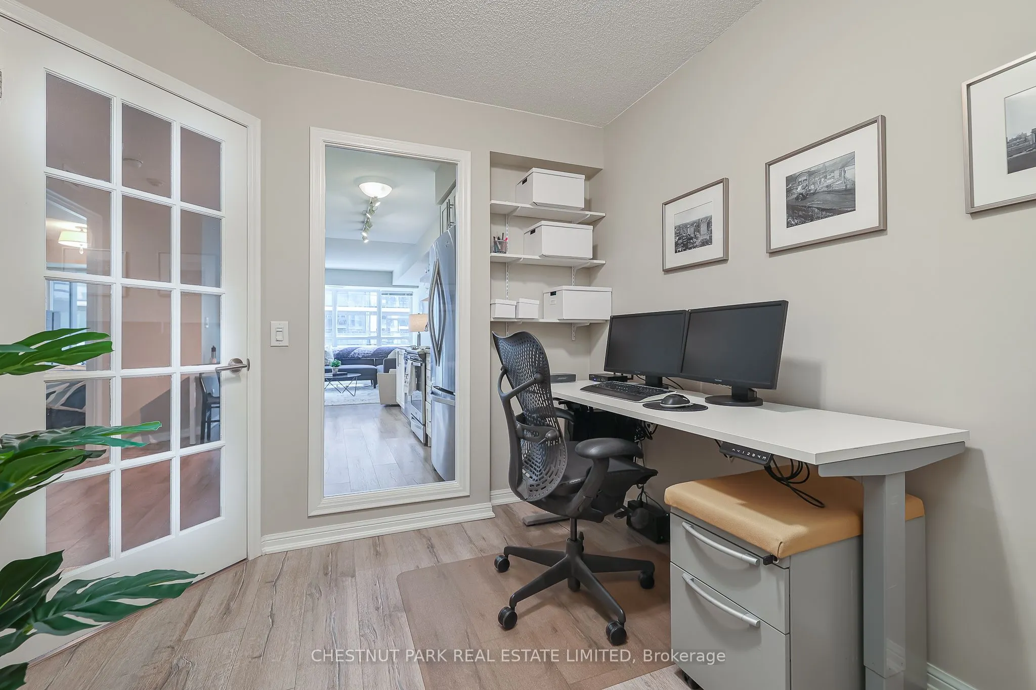 400 Adelaide Street E, #1702