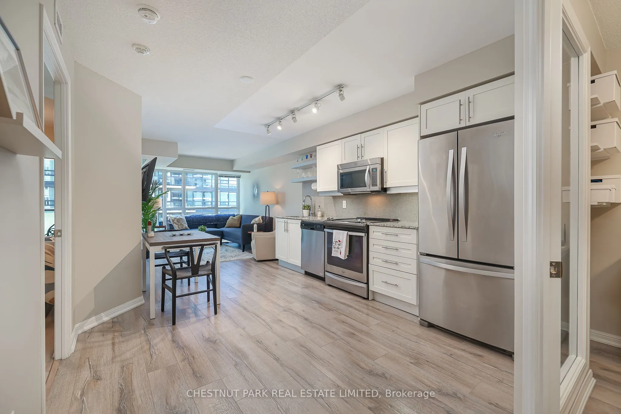 400 Adelaide Street E, #1702