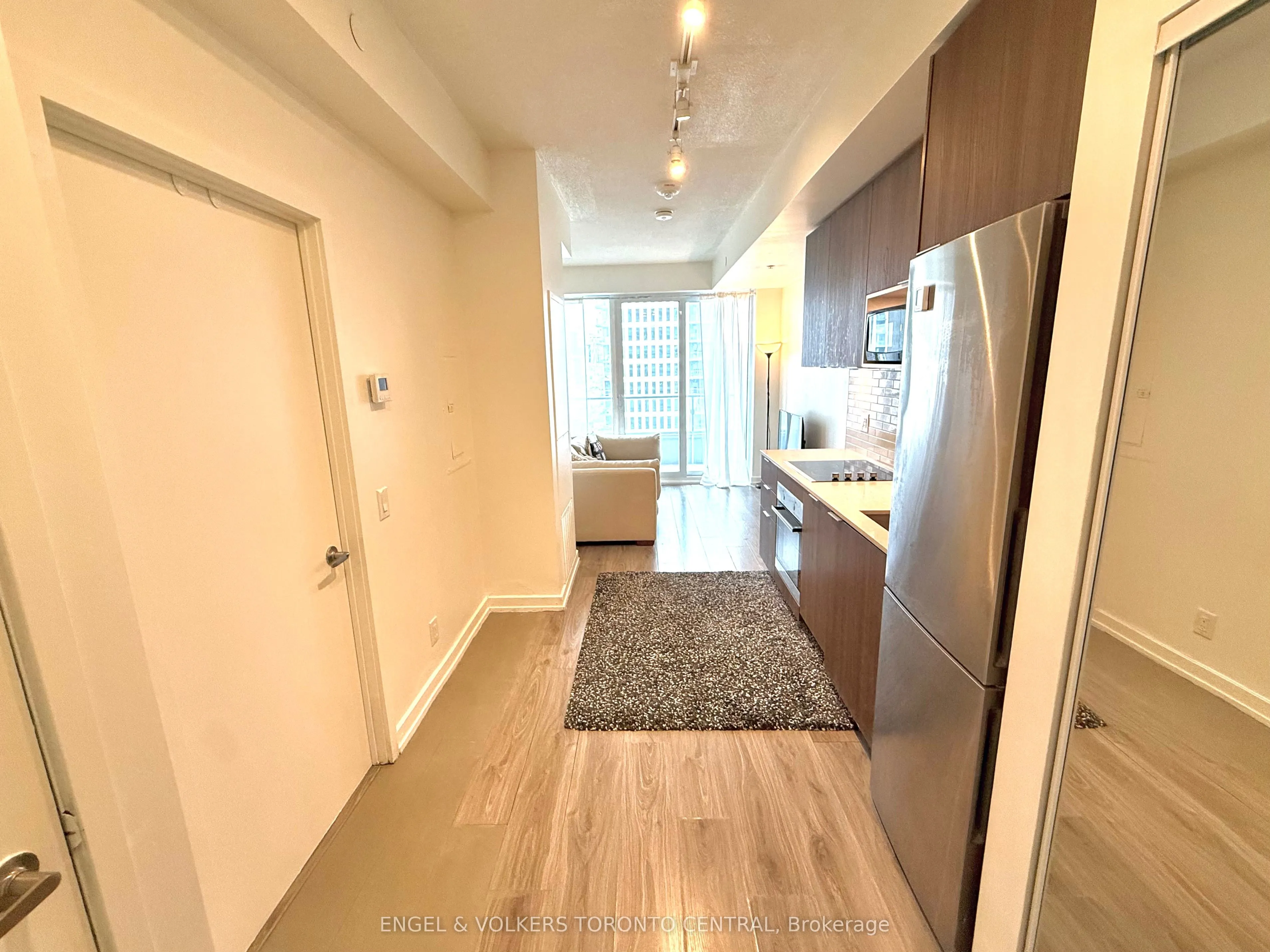 20 Tubman Avenue, #1011