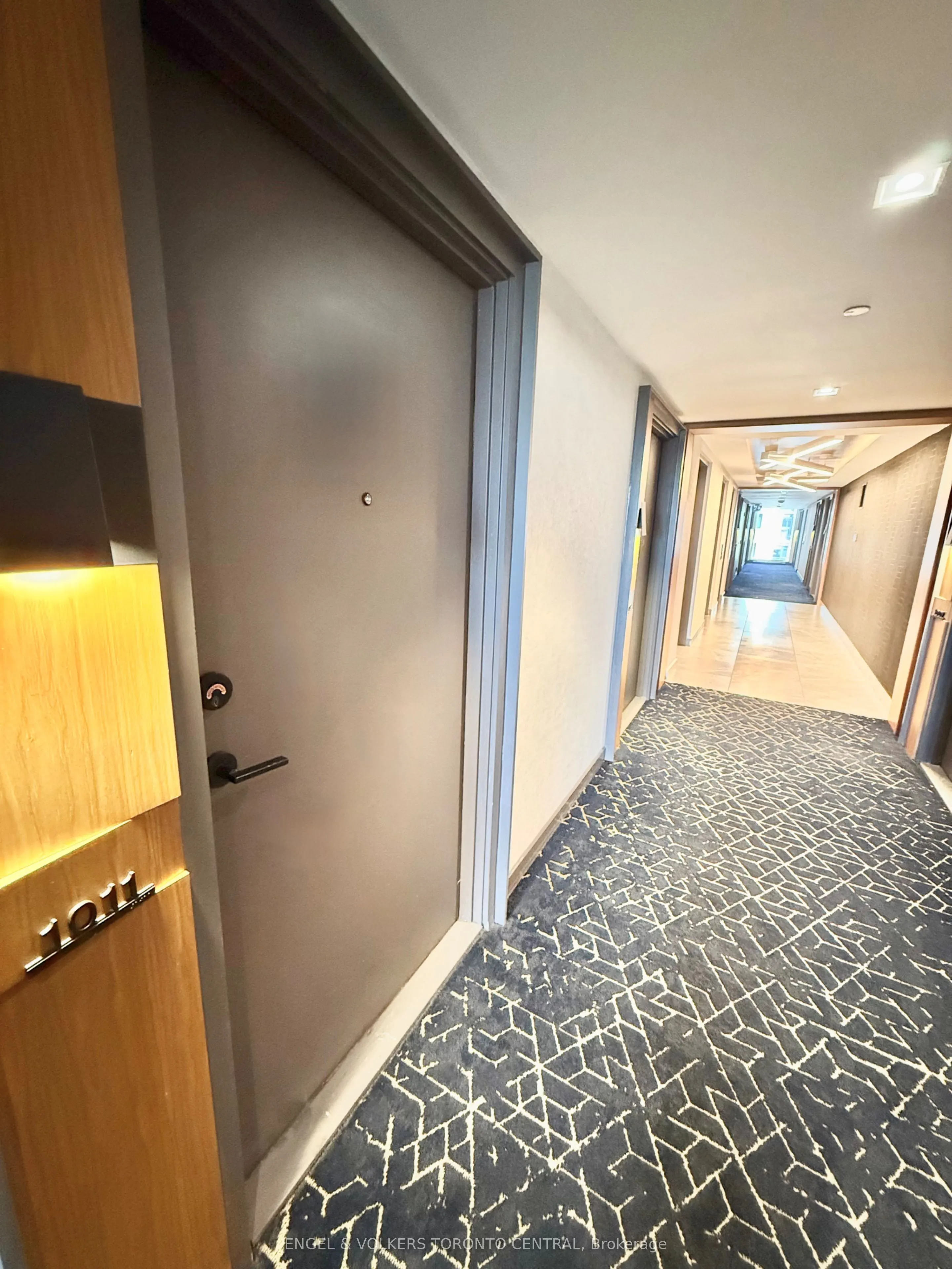 20 Tubman Avenue, #1011