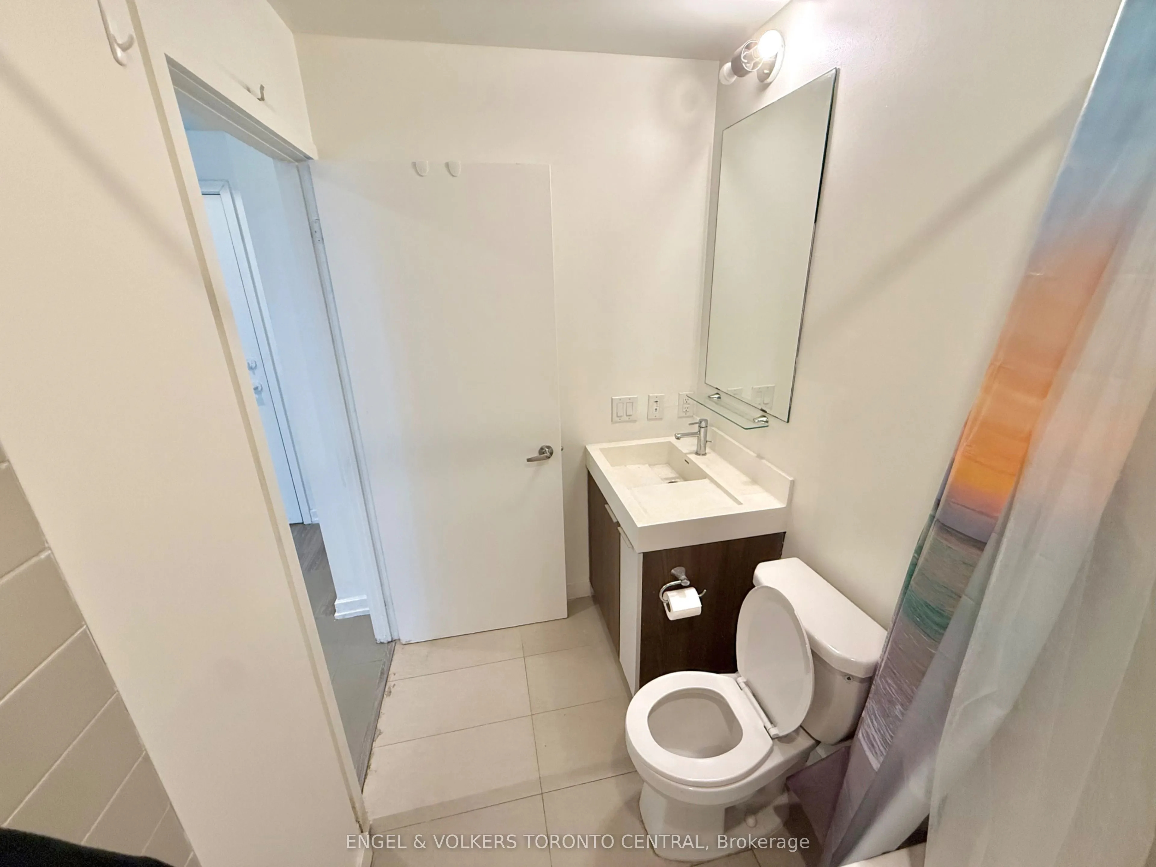20 Tubman Avenue #1011
