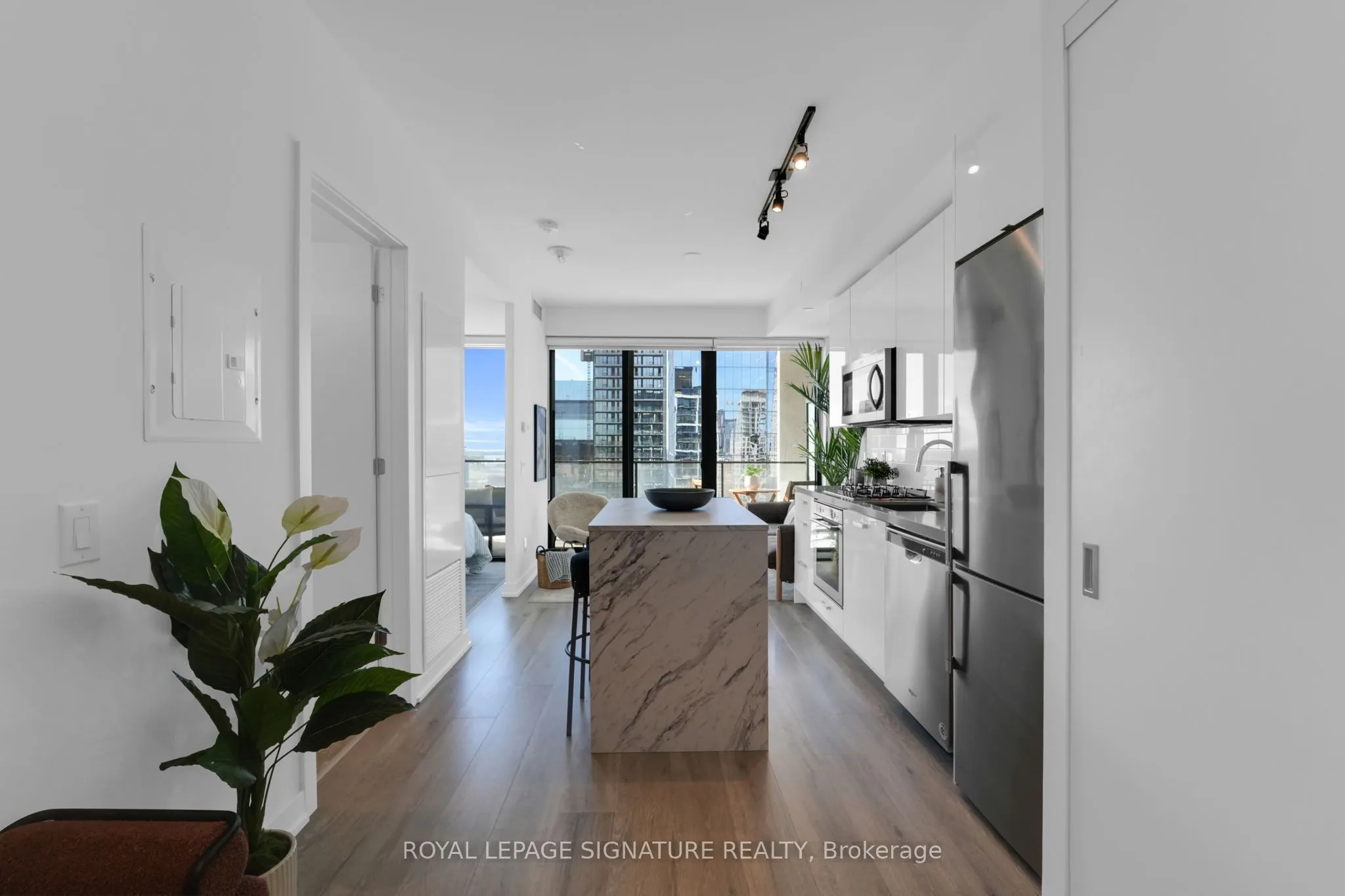 55 Ontario Street, #1906