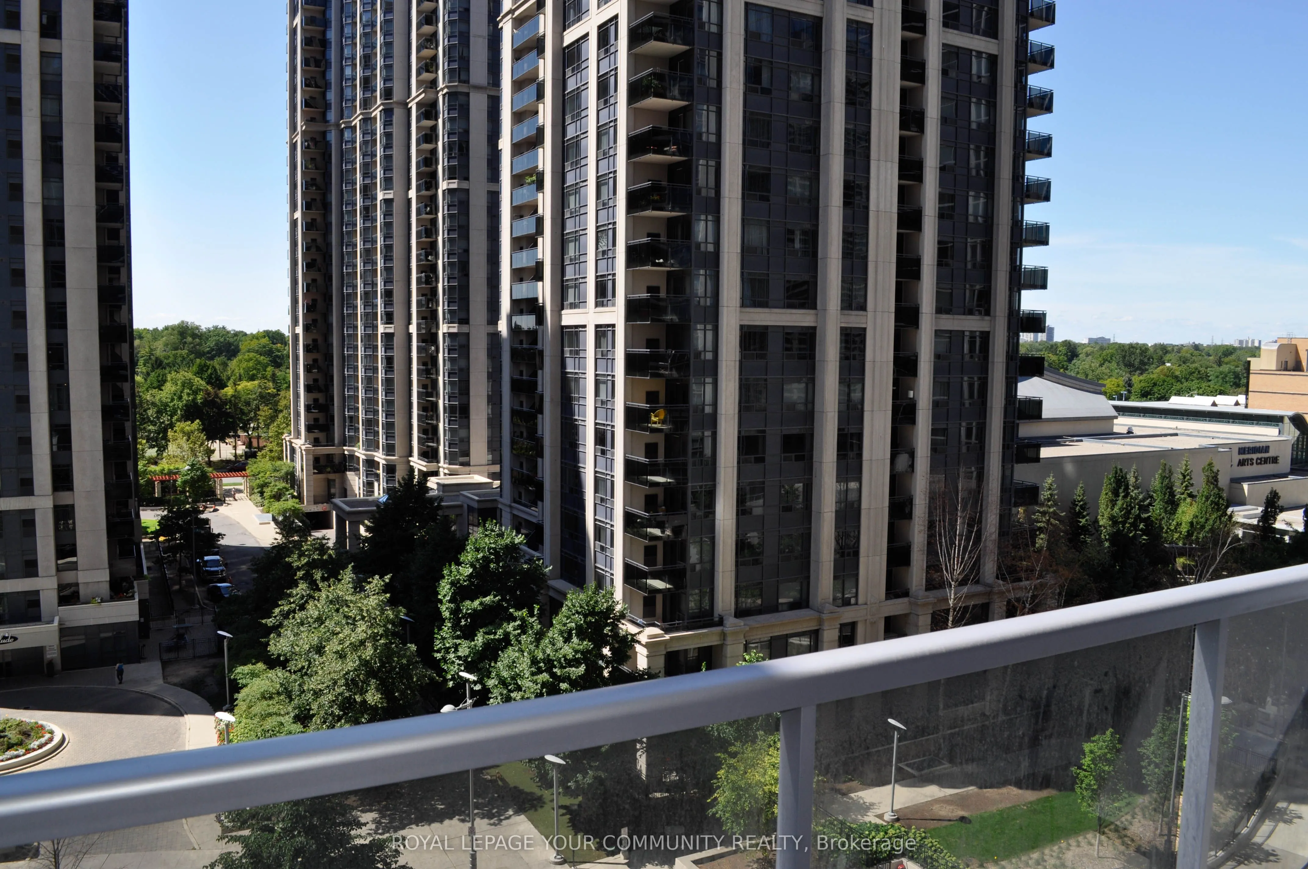 4968 Yonge Street, #902