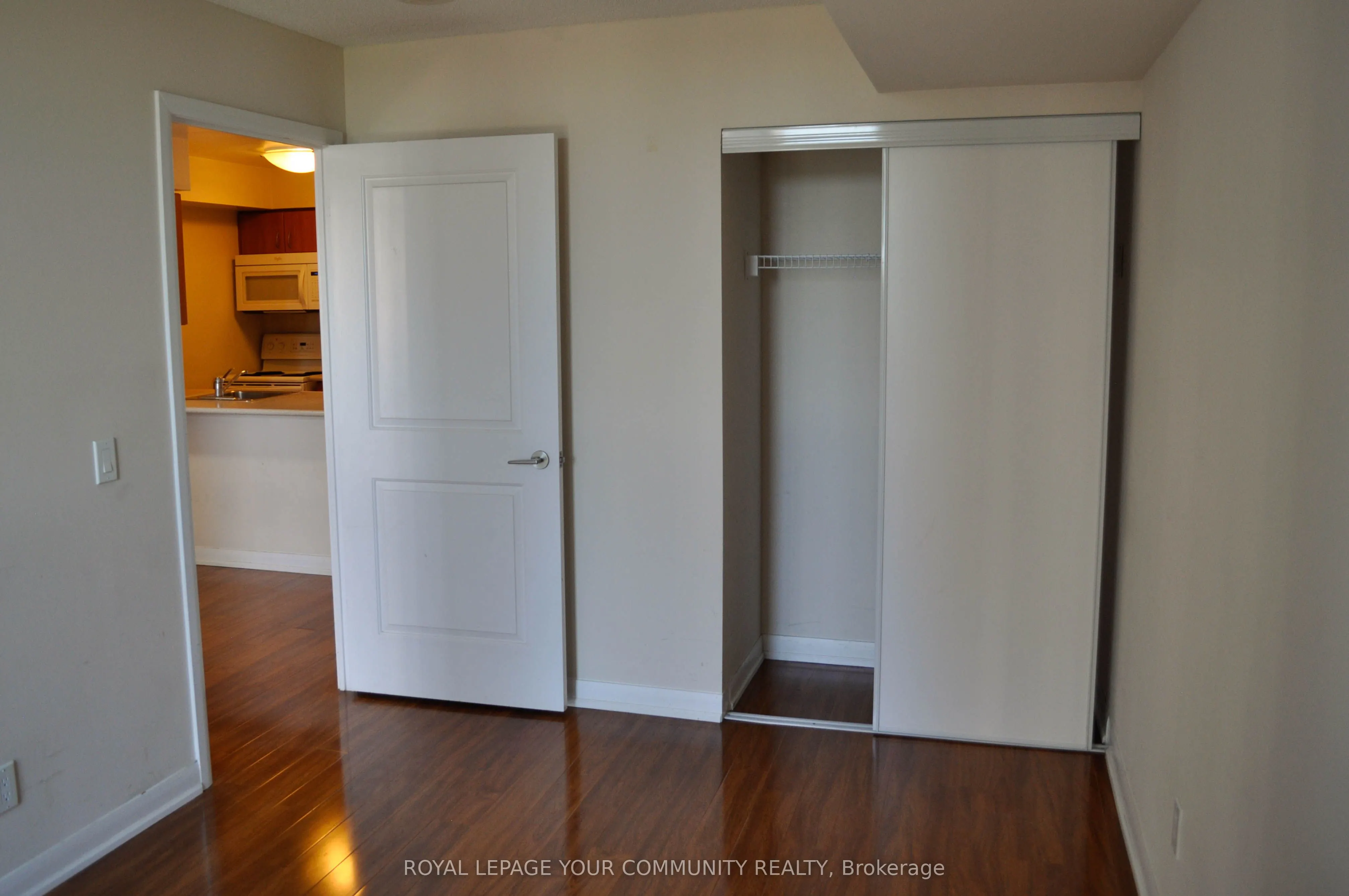 4968 Yonge Street, #902