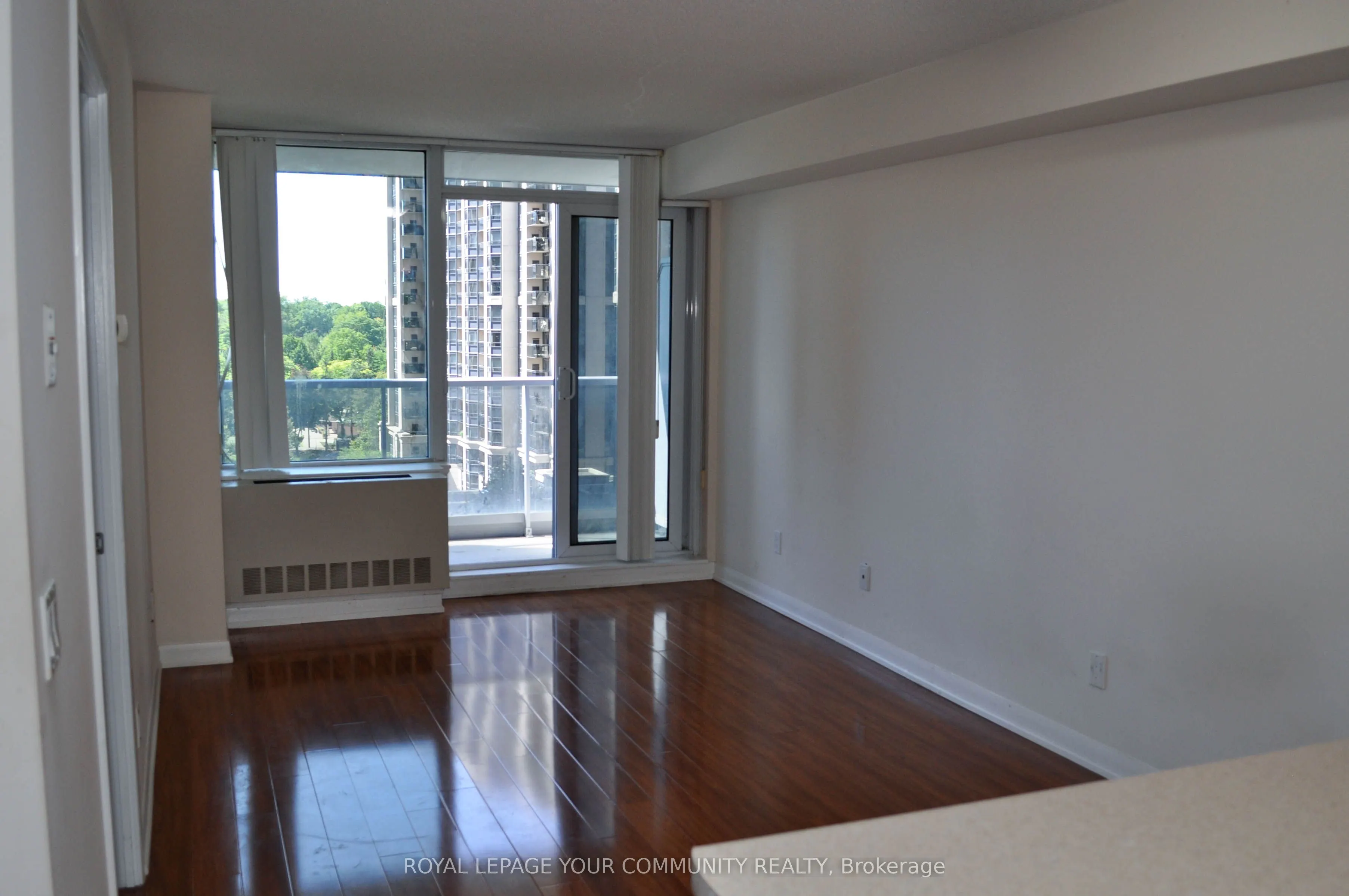 4968 Yonge Street, #902
