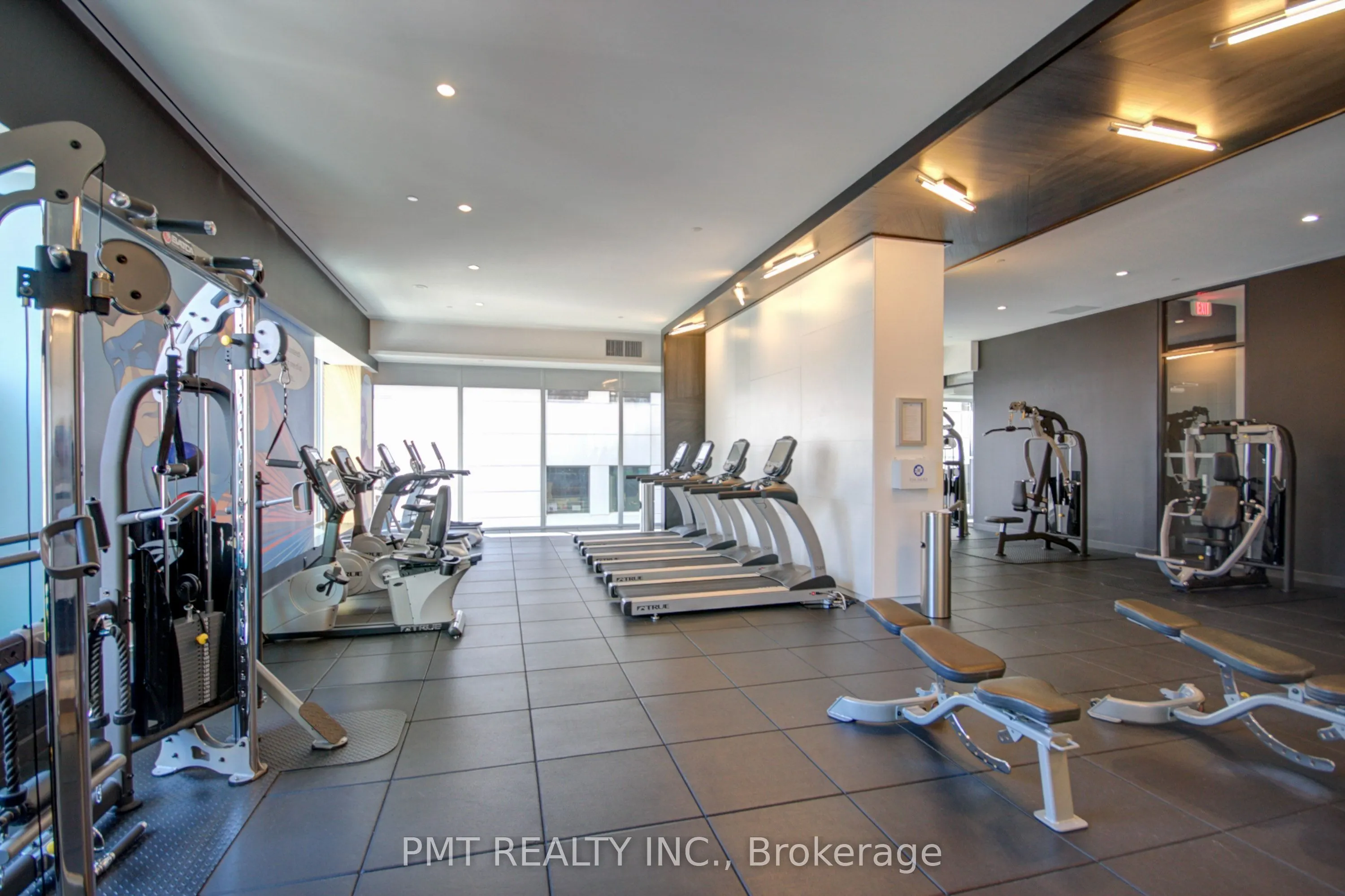125 Peter Street, #1505