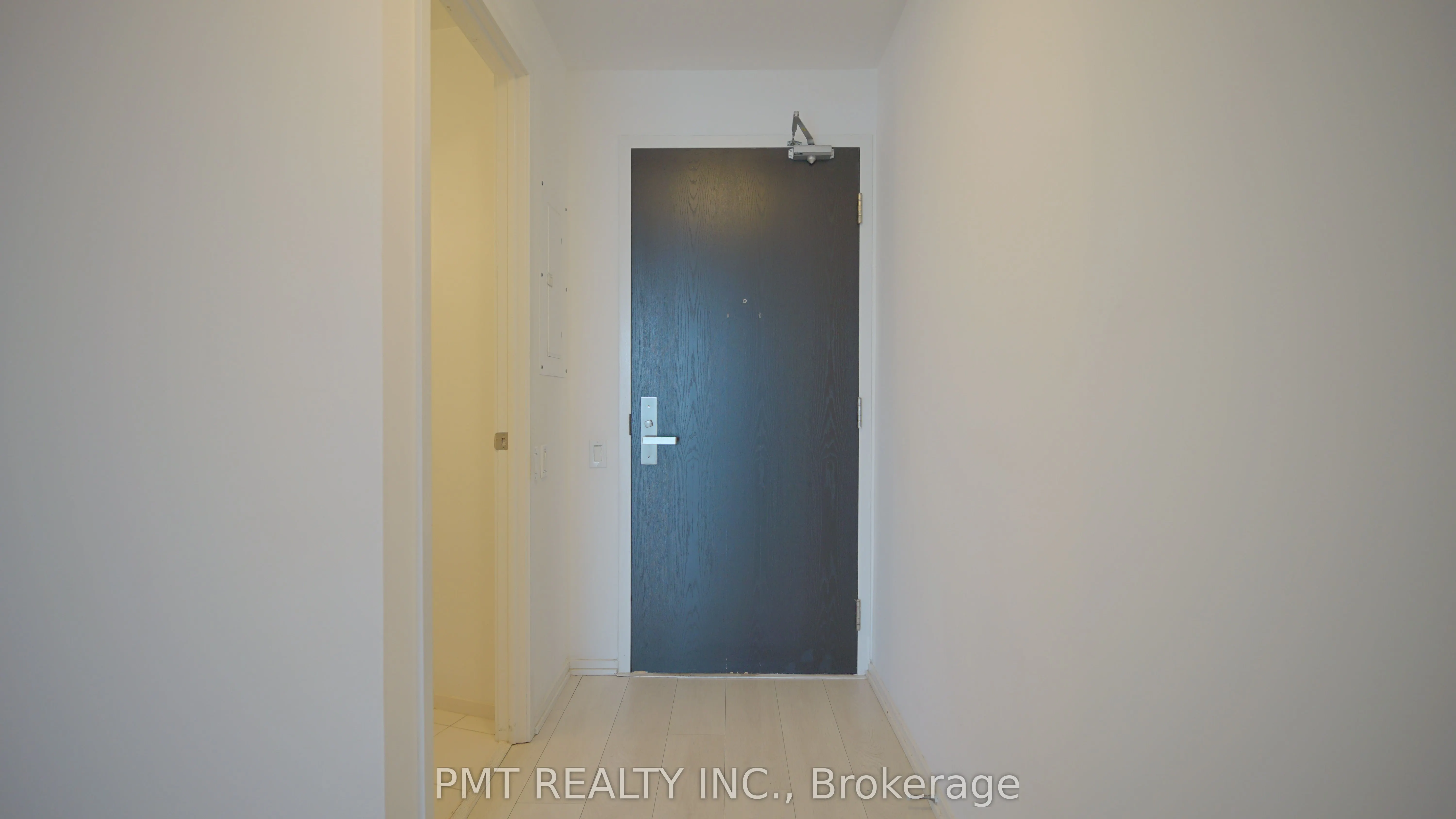 125 Peter Street, #1505