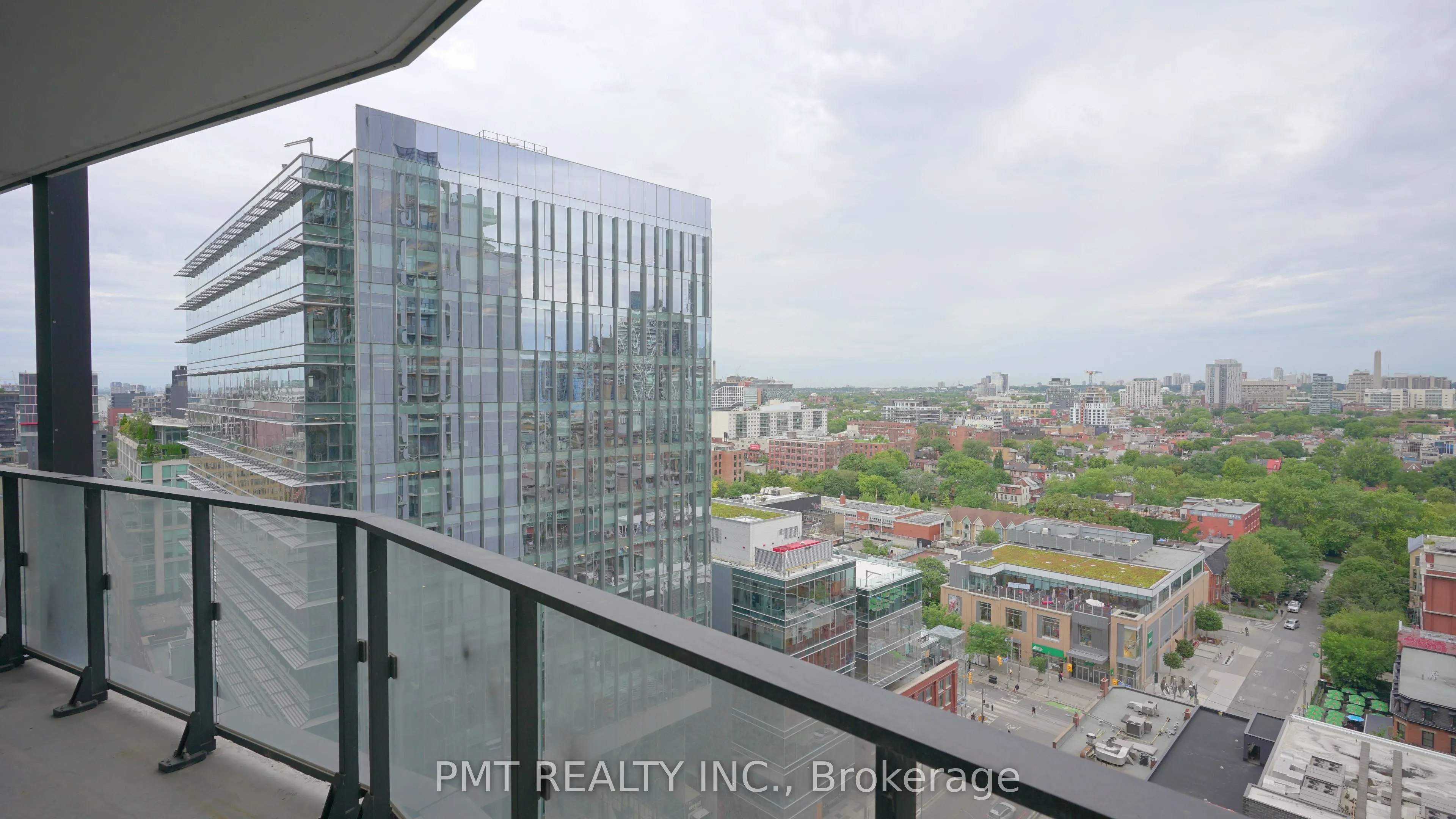 125 Peter Street, #1505
