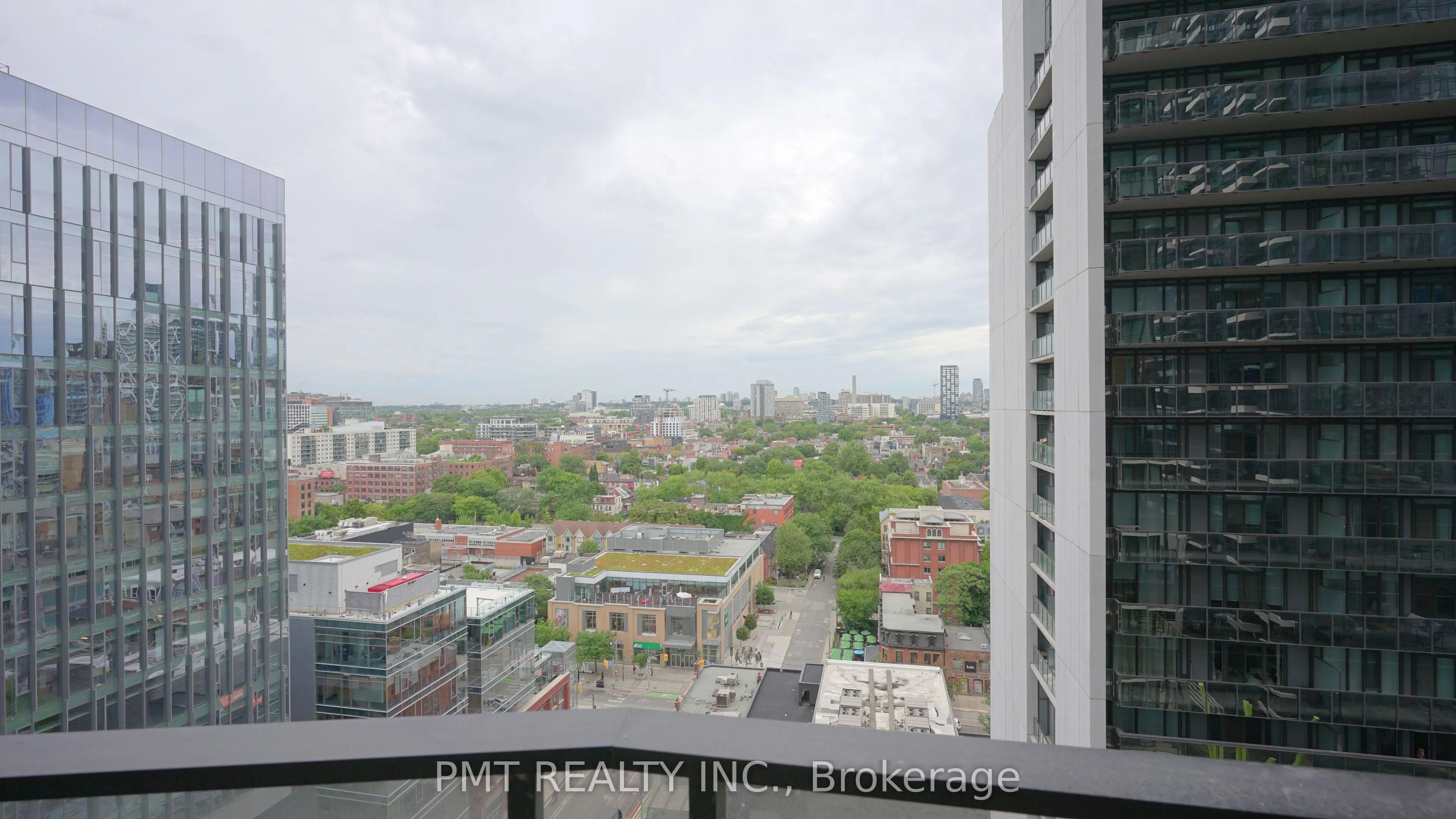 125 Peter Street, #1505