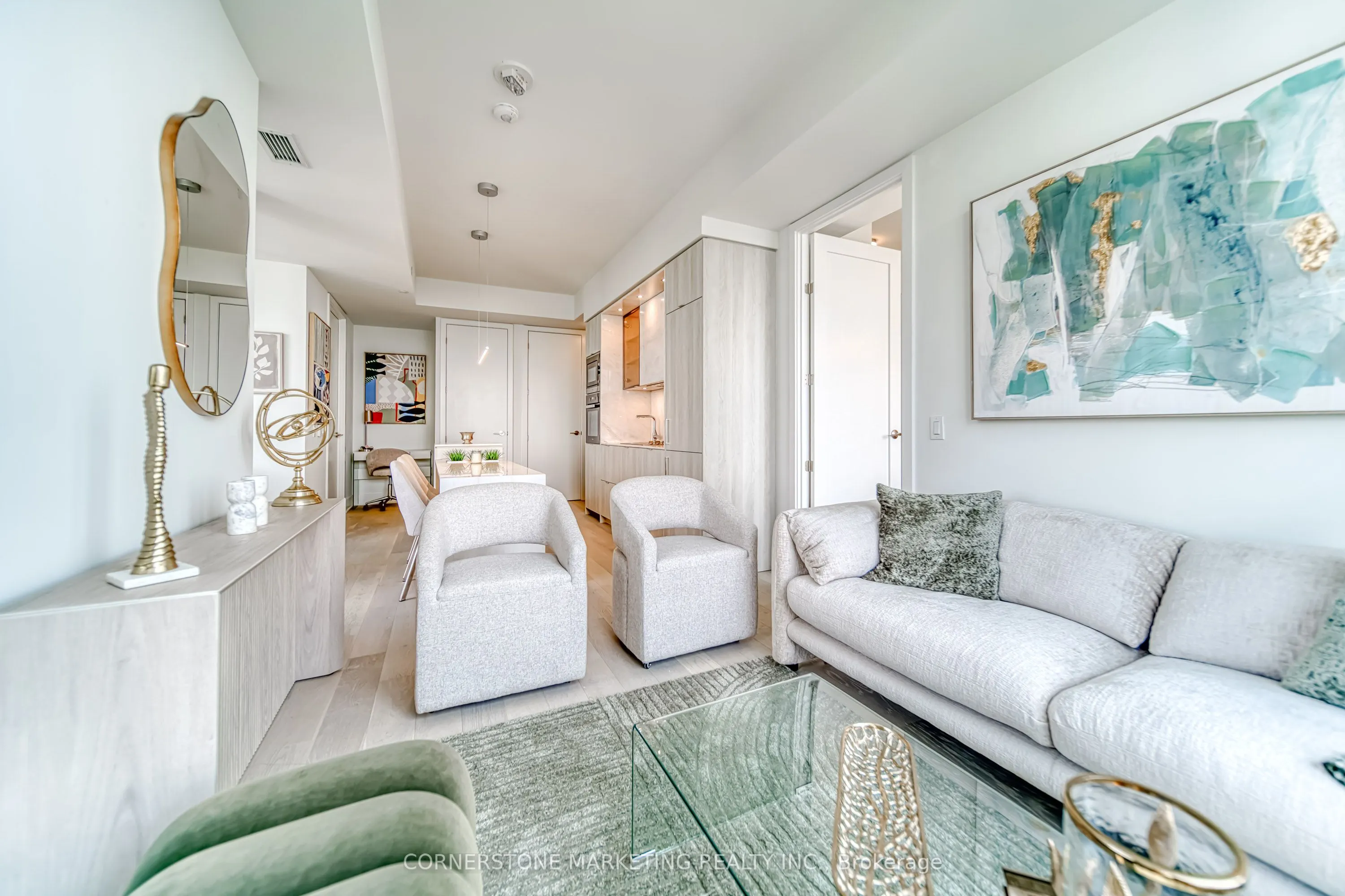 11 Yorkville Avenue, #4702
