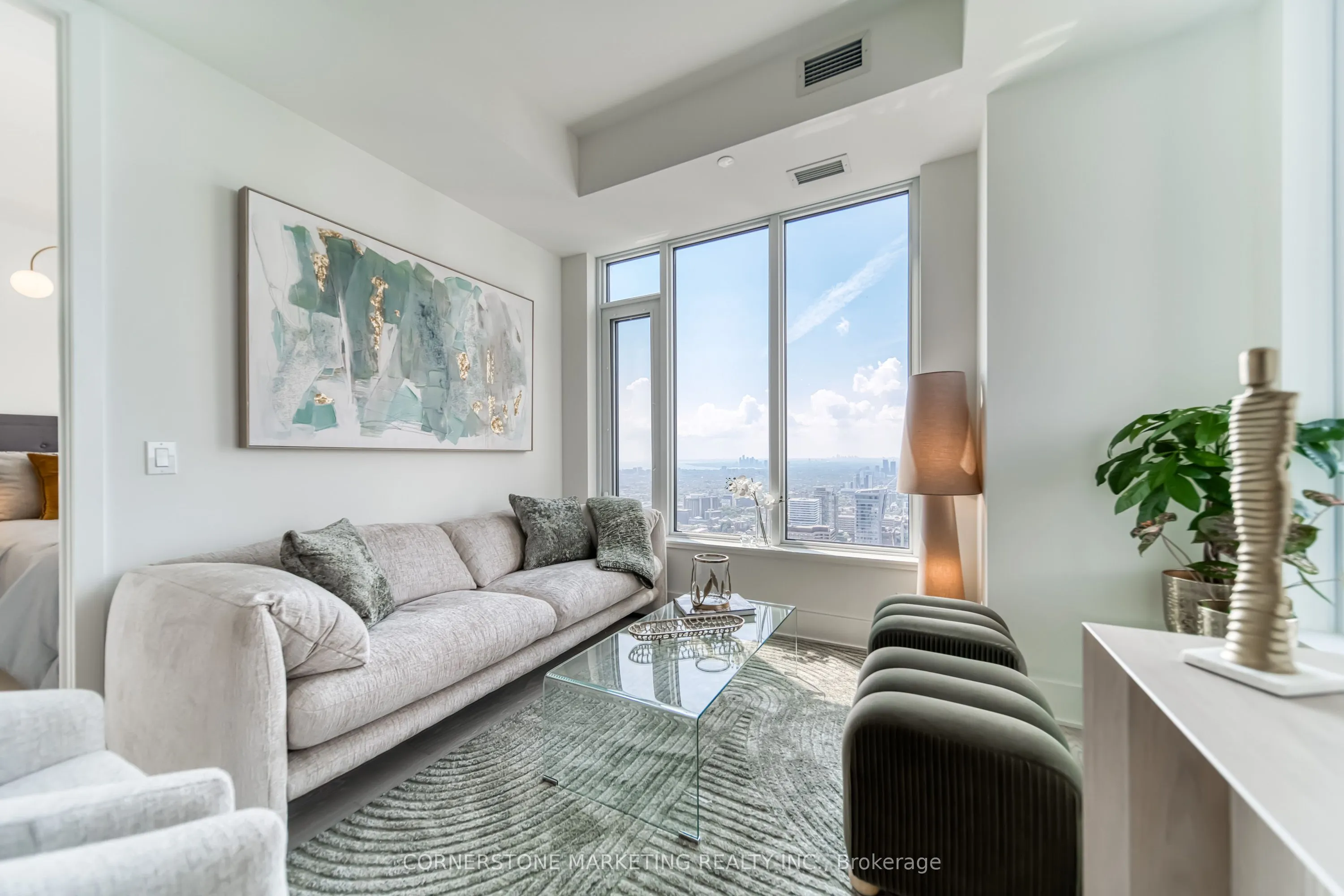 11 Yorkville Avenue, #4702