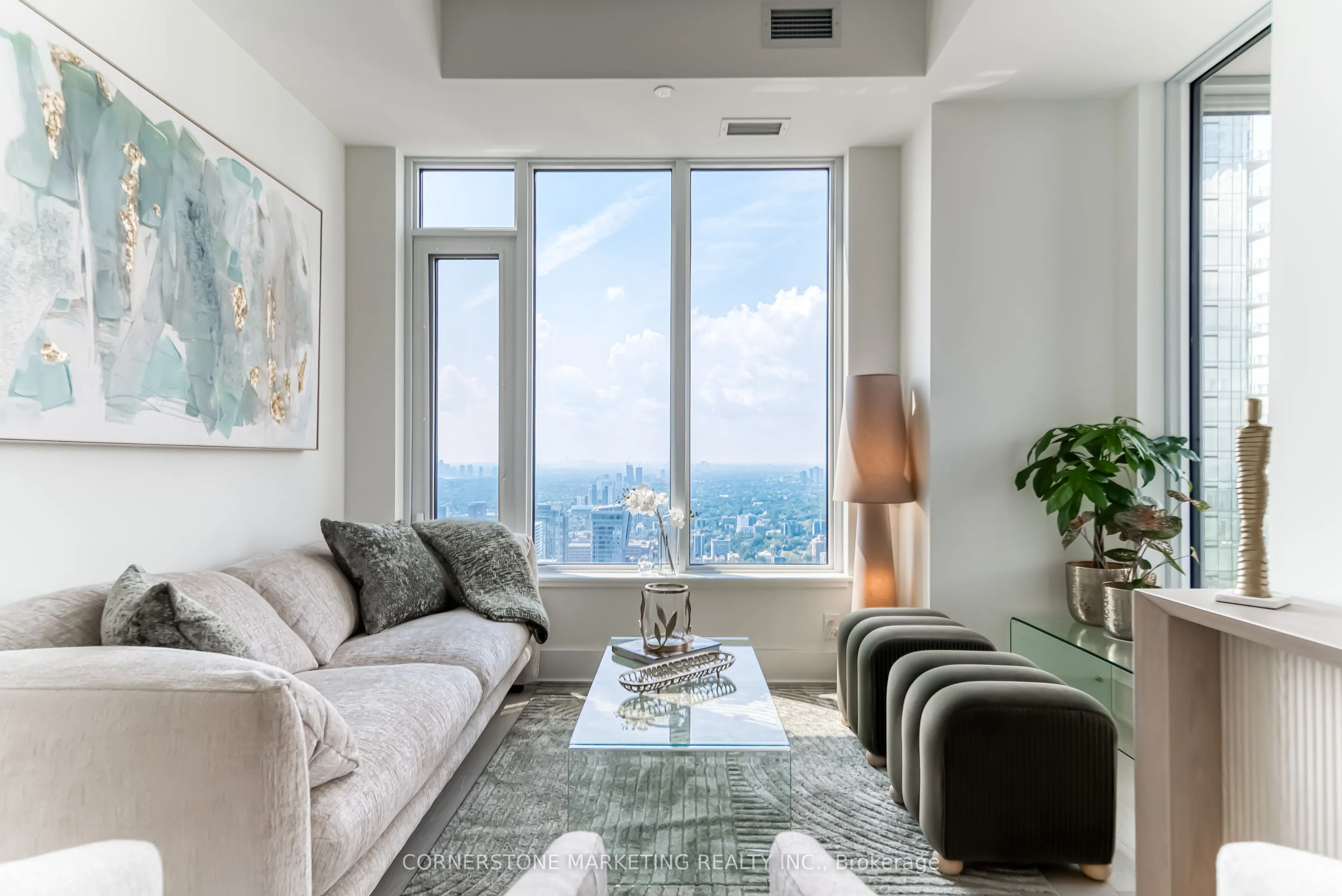 11 Yorkville Avenue, #4702
