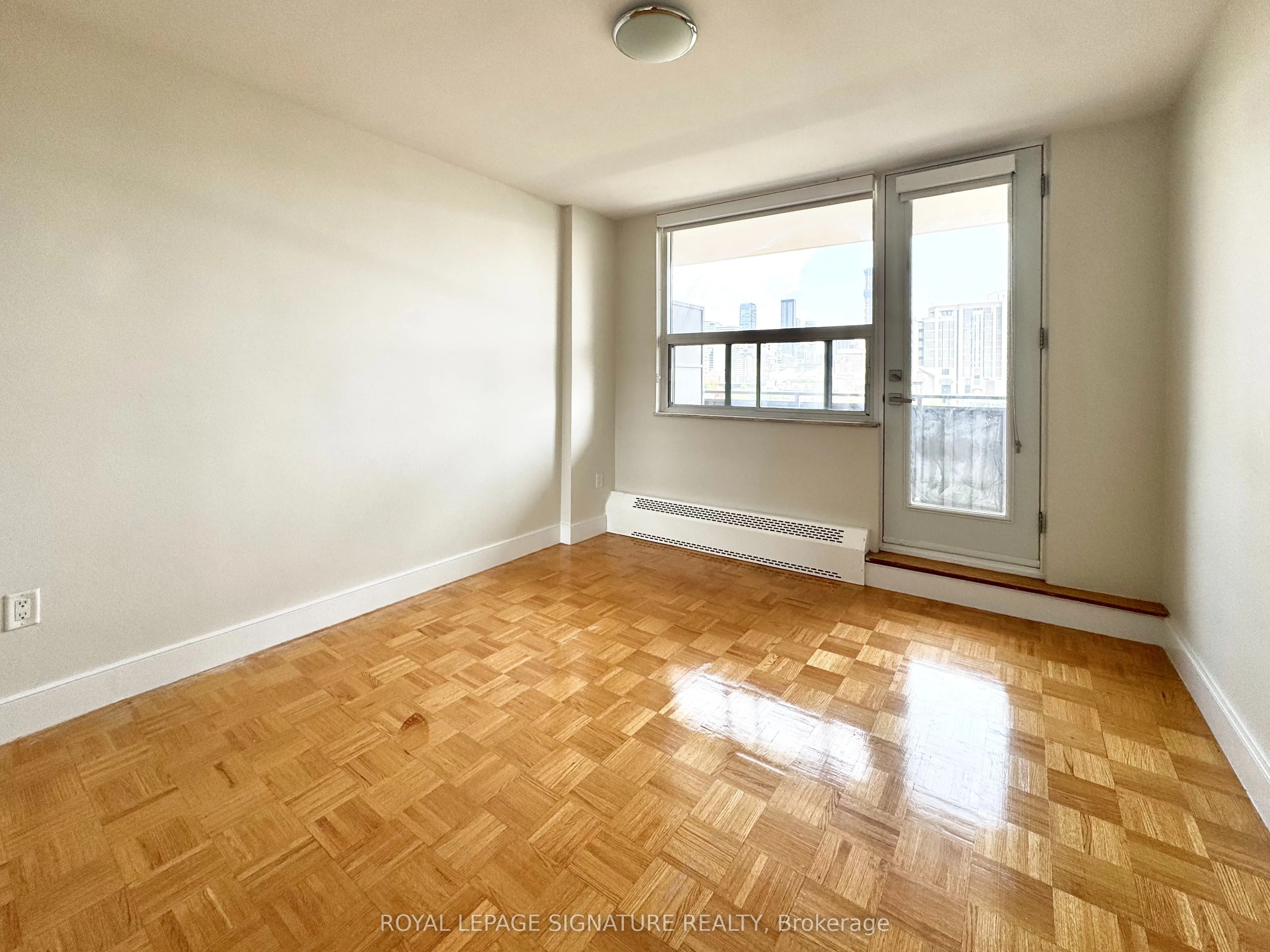 666 Spadina Avenue, #1109