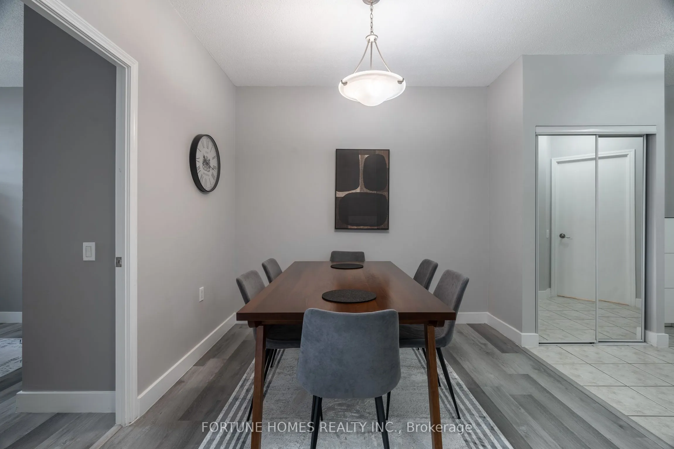 650 Lawrence Avenue W, #816