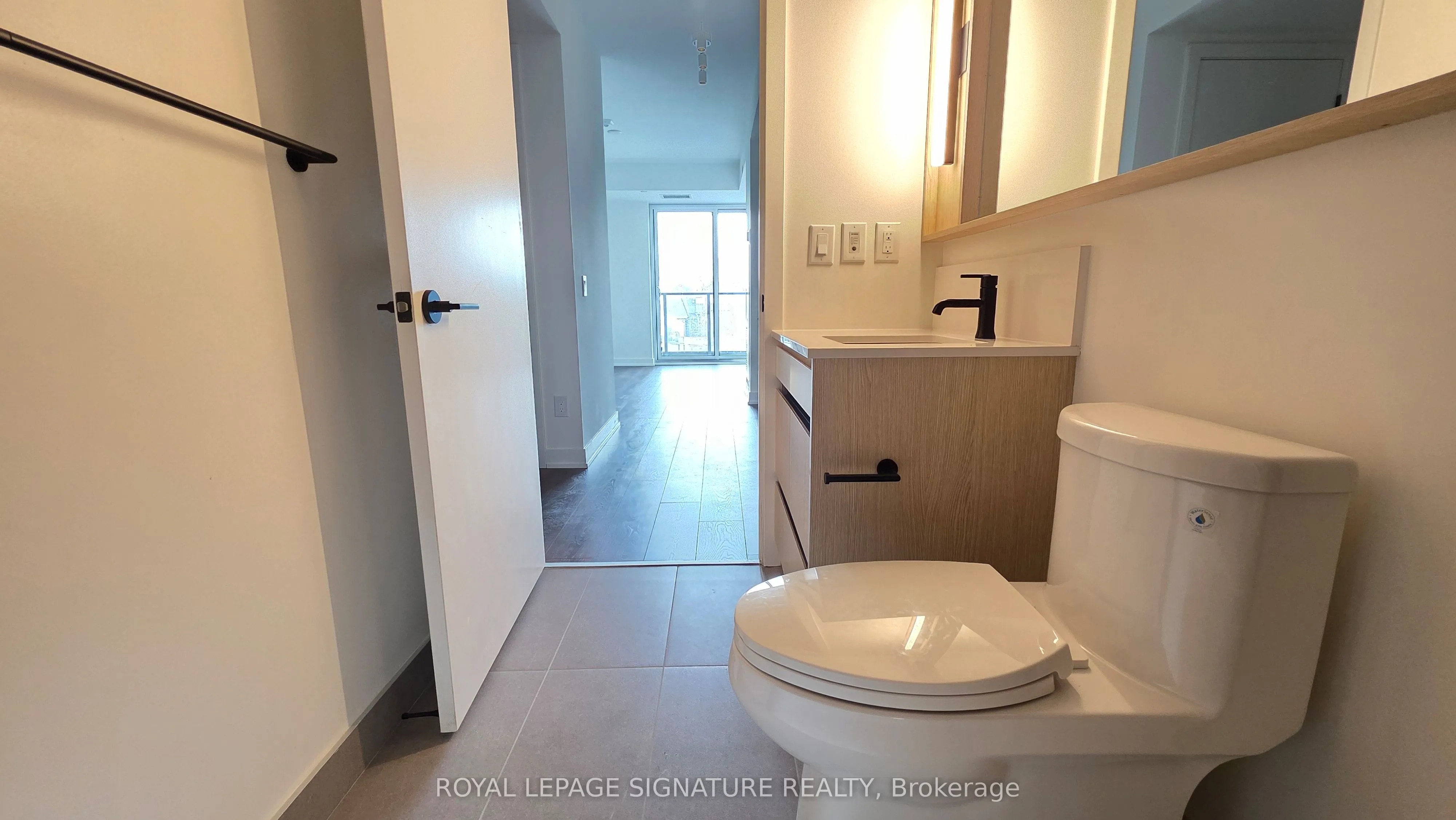 5 Lakeview Avenue, #304