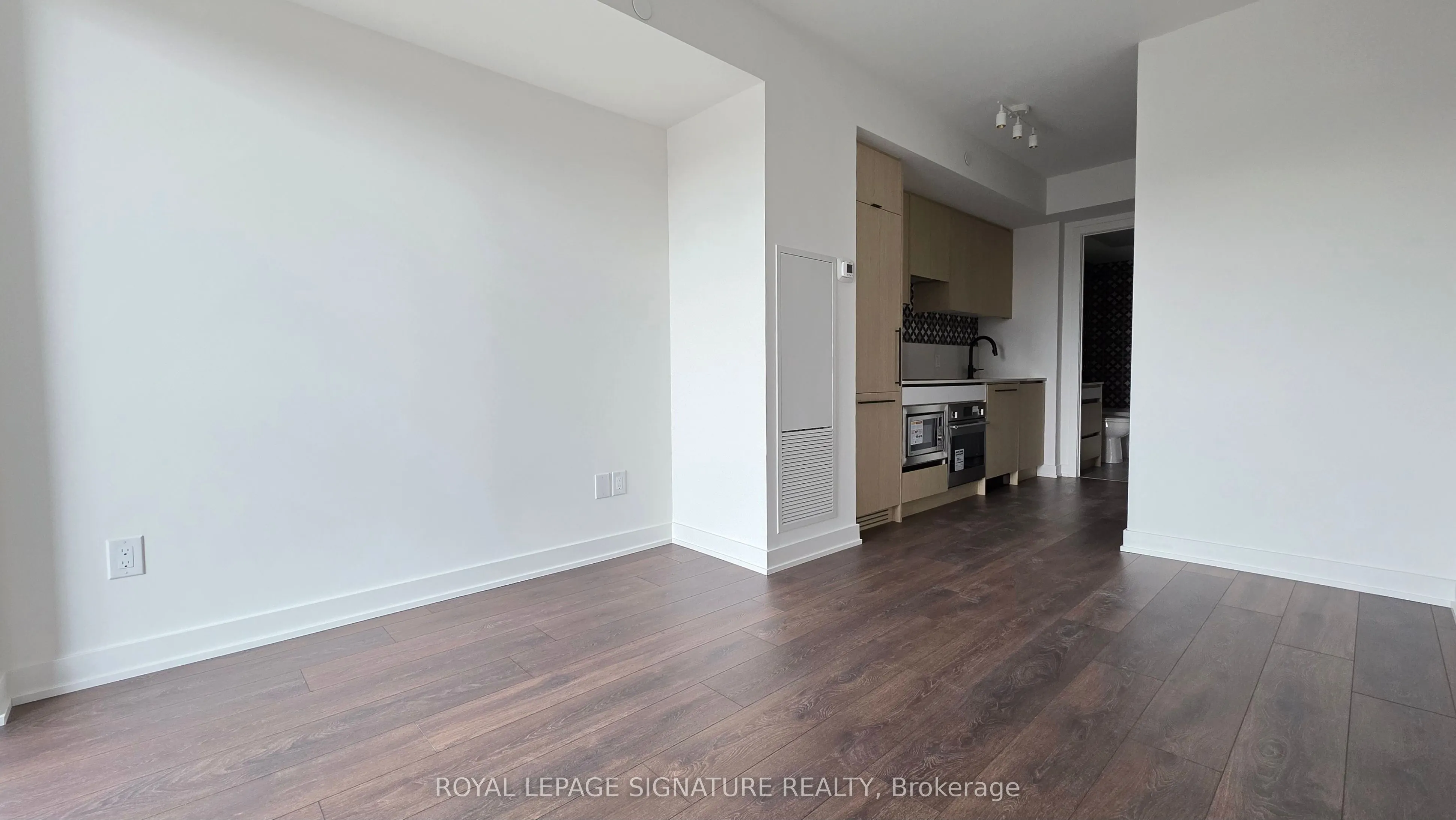 5 Lakeview Avenue, #304