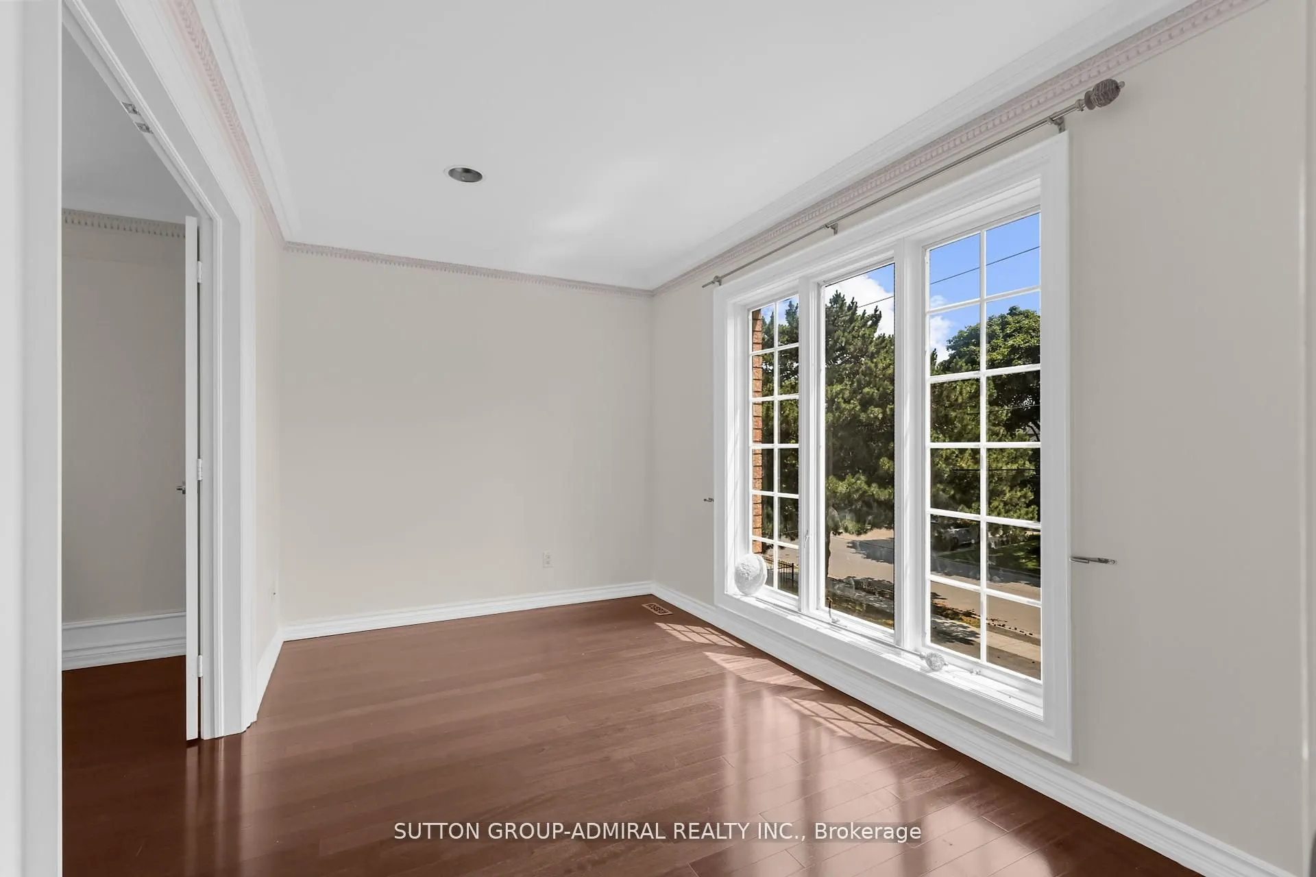 48 Berkindale Drive