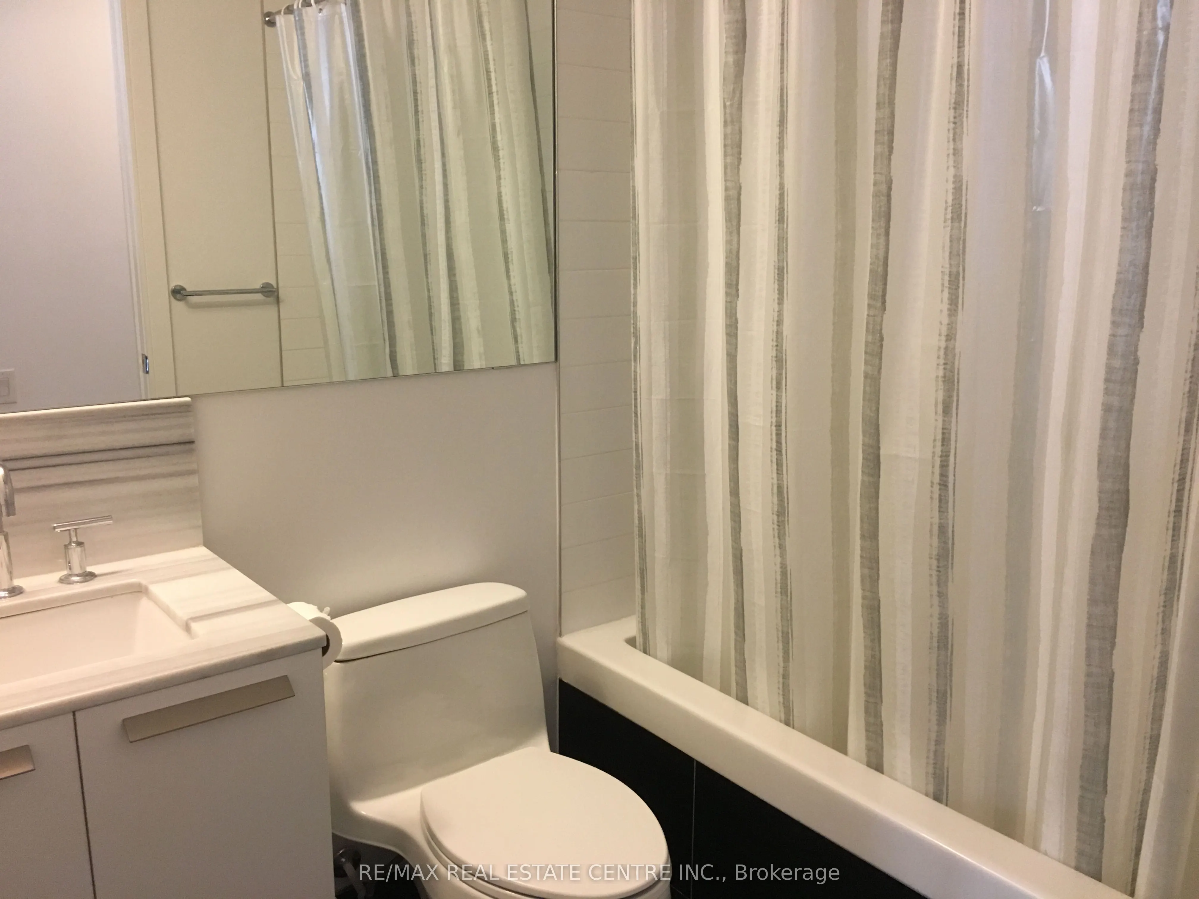 42 Charles Street E, #3405