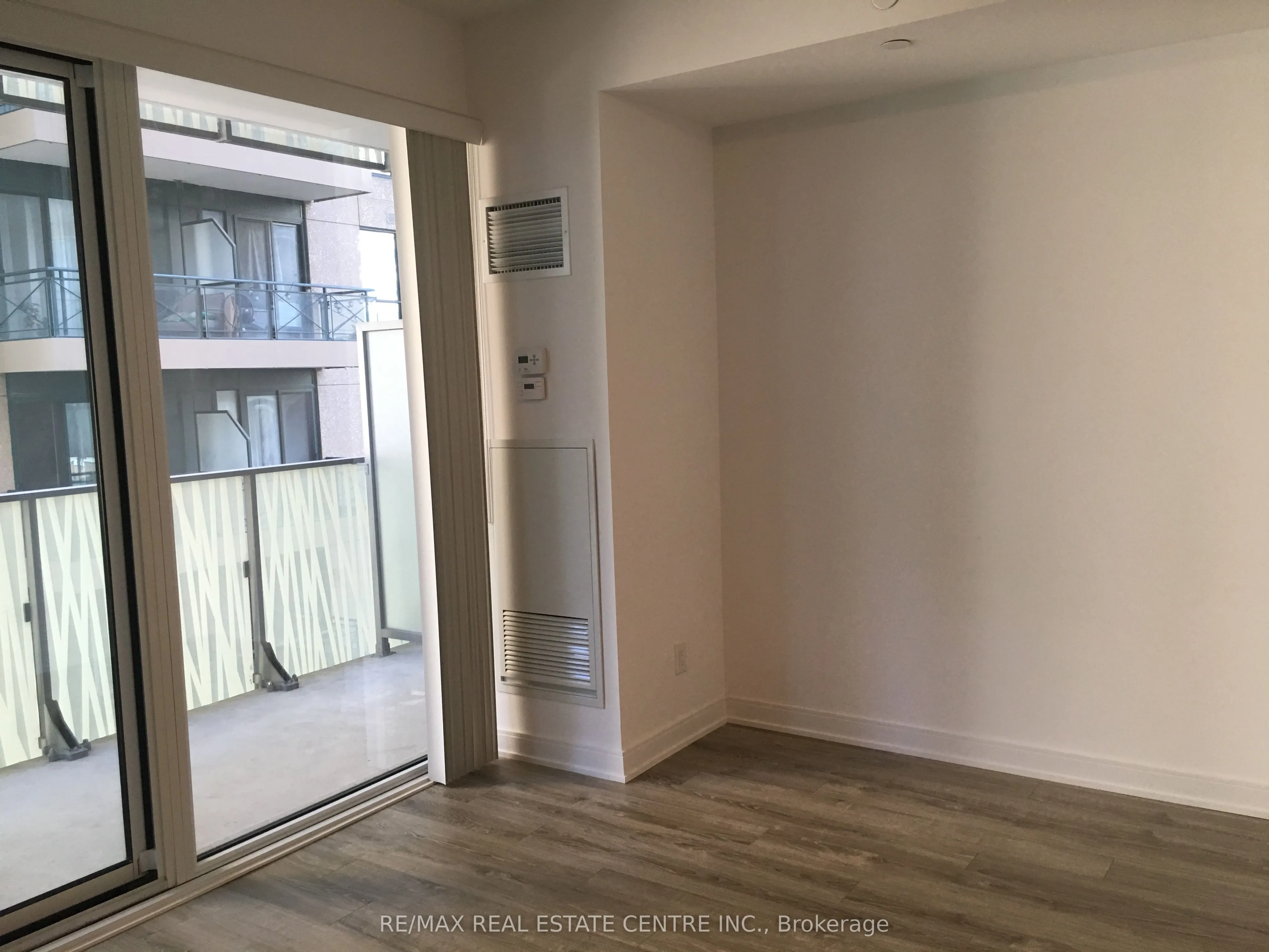 42 Charles Street E, #3405