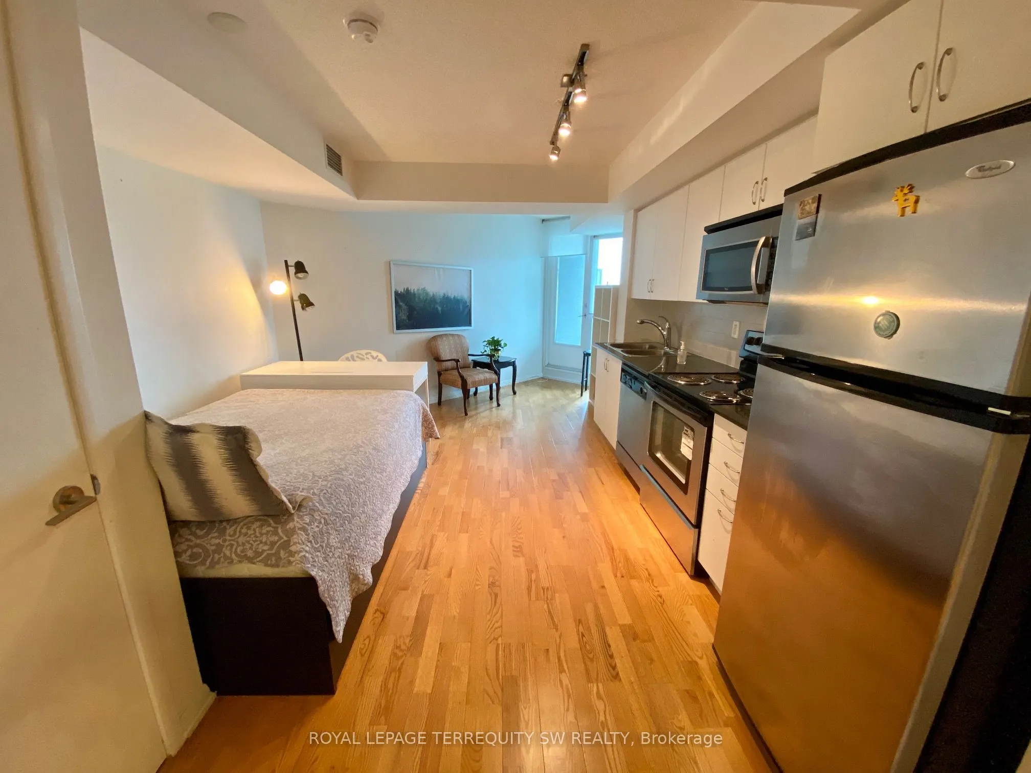 209 Fort York Boulevard, #1458