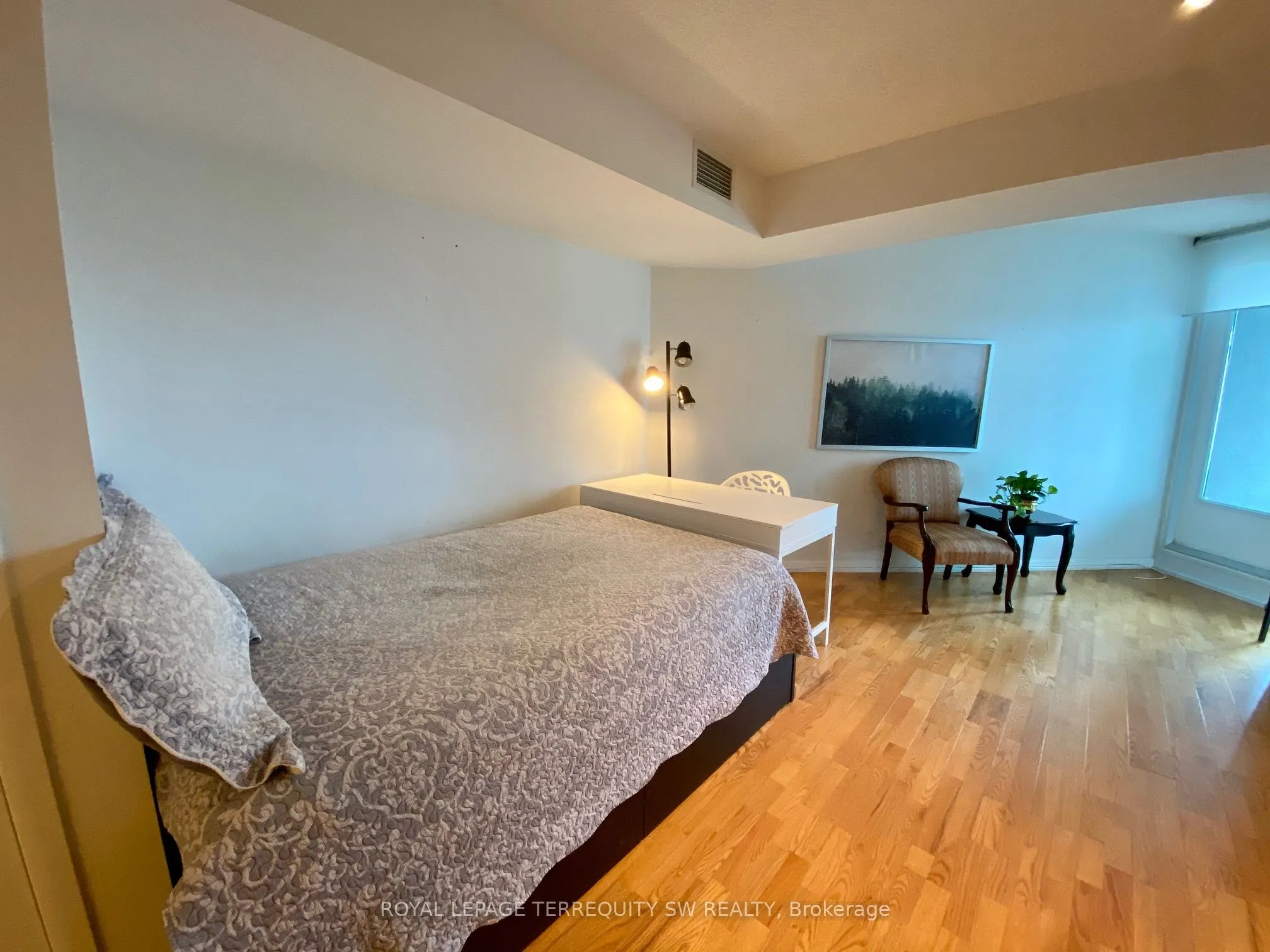 209 Fort York Boulevard, #1458