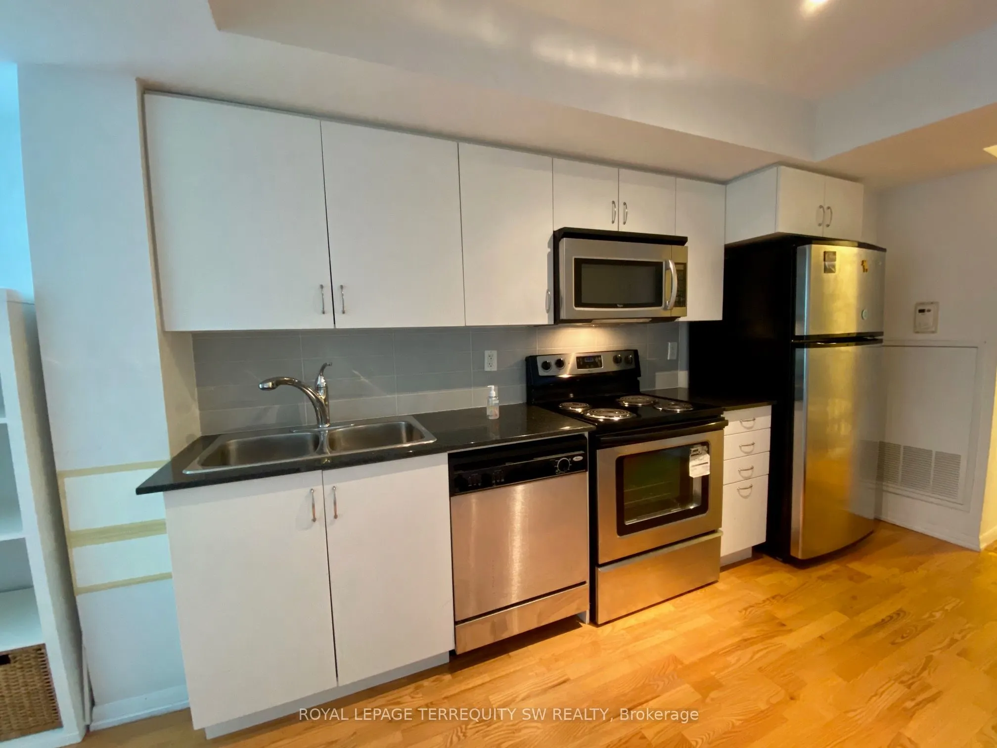 209 Fort York Boulevard, #1458