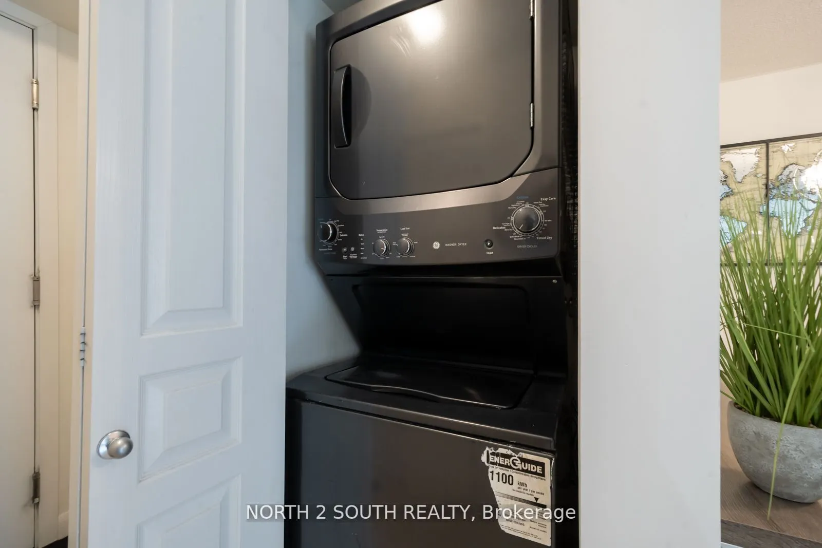 323 Richmond Street E, #214