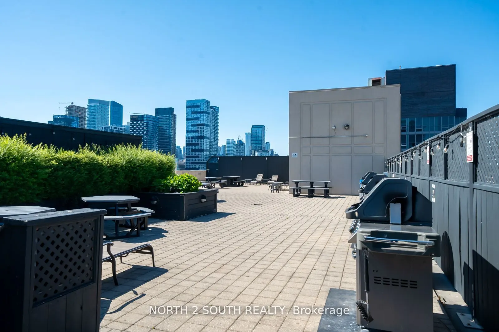323 Richmond Street E, #214