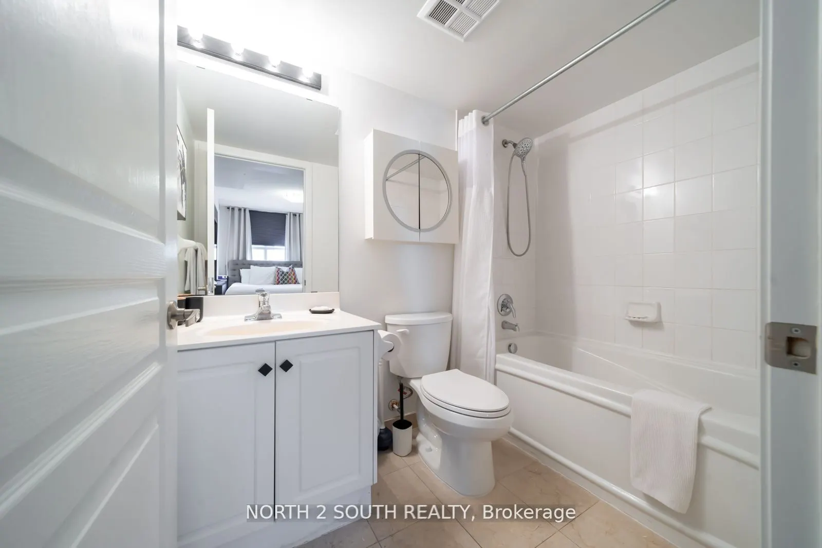 323 Richmond Street E, #214