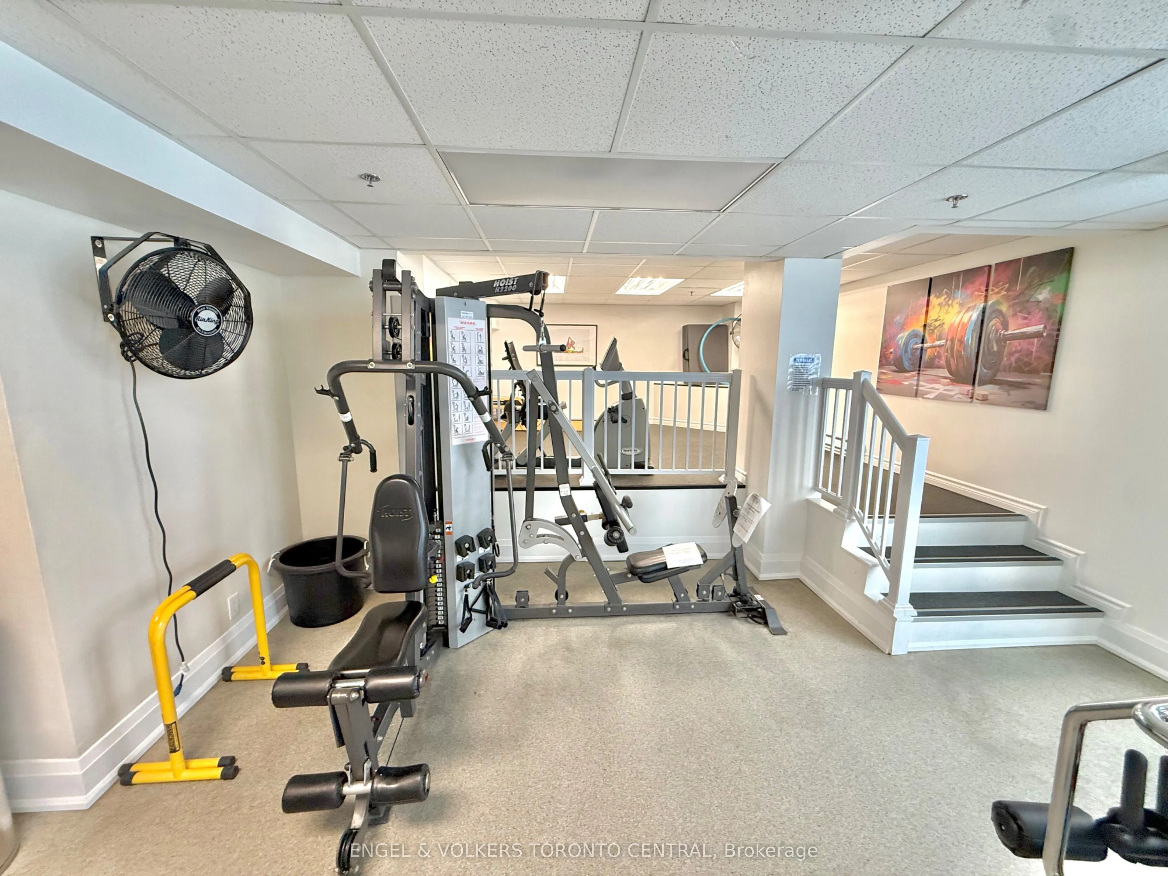 225 Wellesley Street E, #208