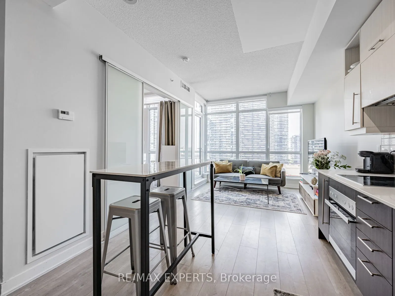30 Nelson Street, #1608