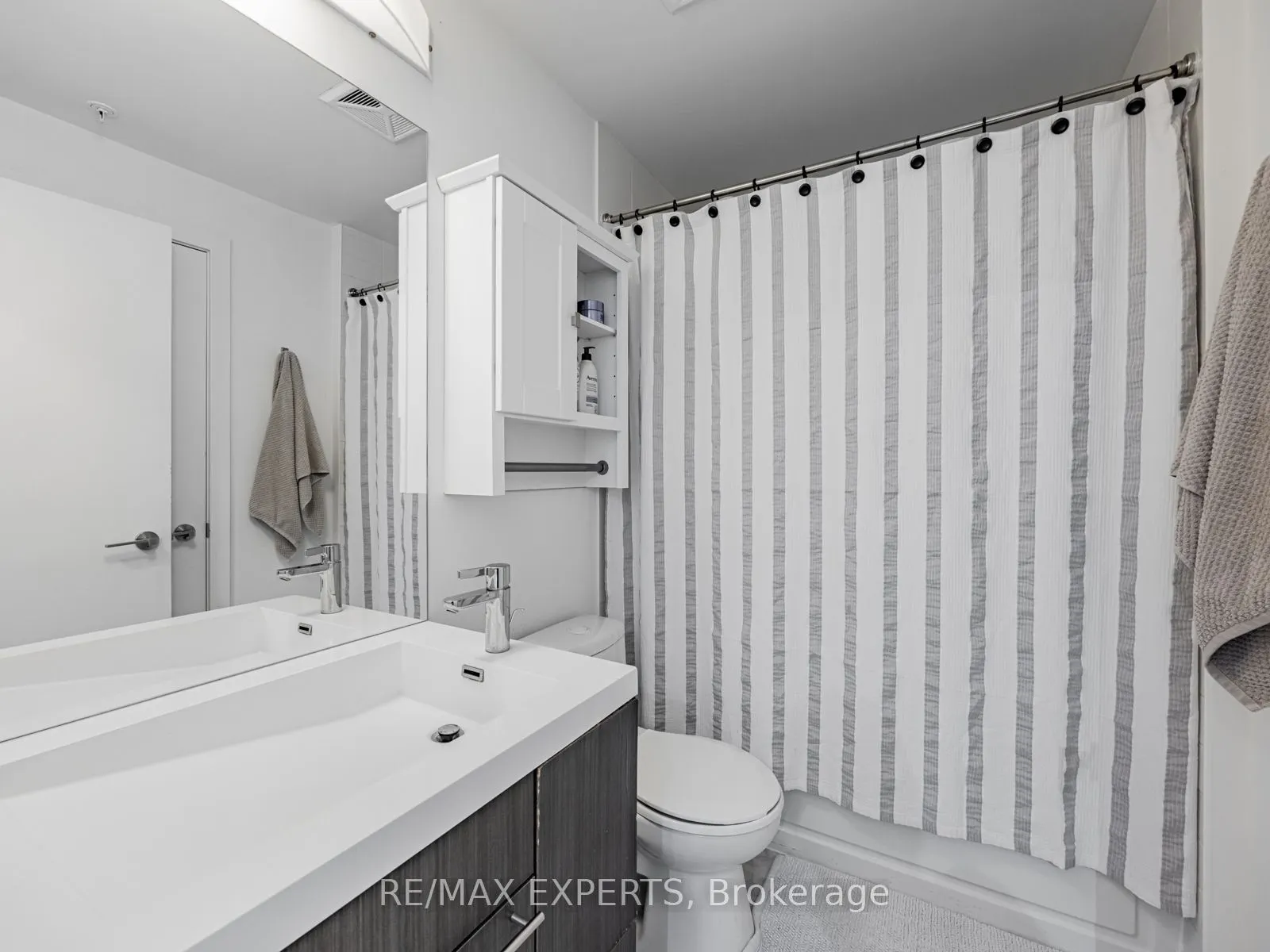 30 Nelson Street, #1608