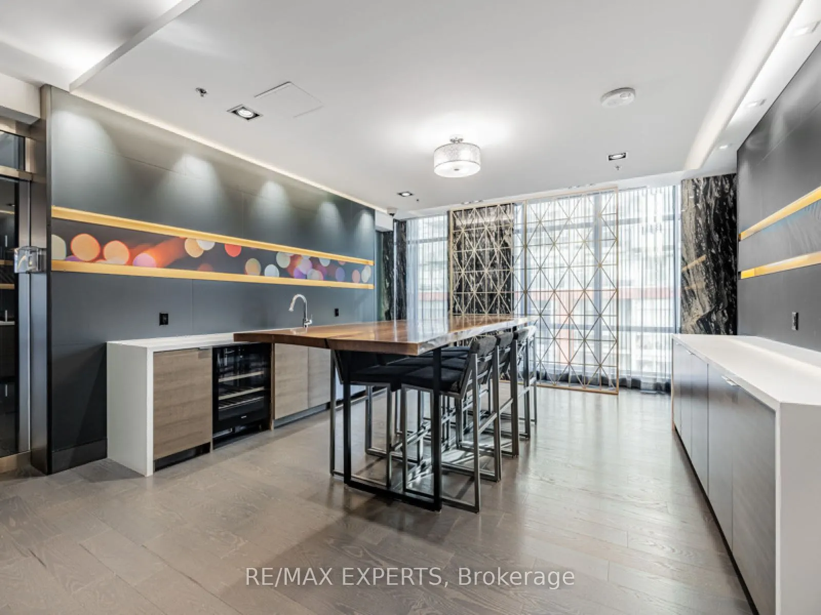 30 Nelson Street, #1608