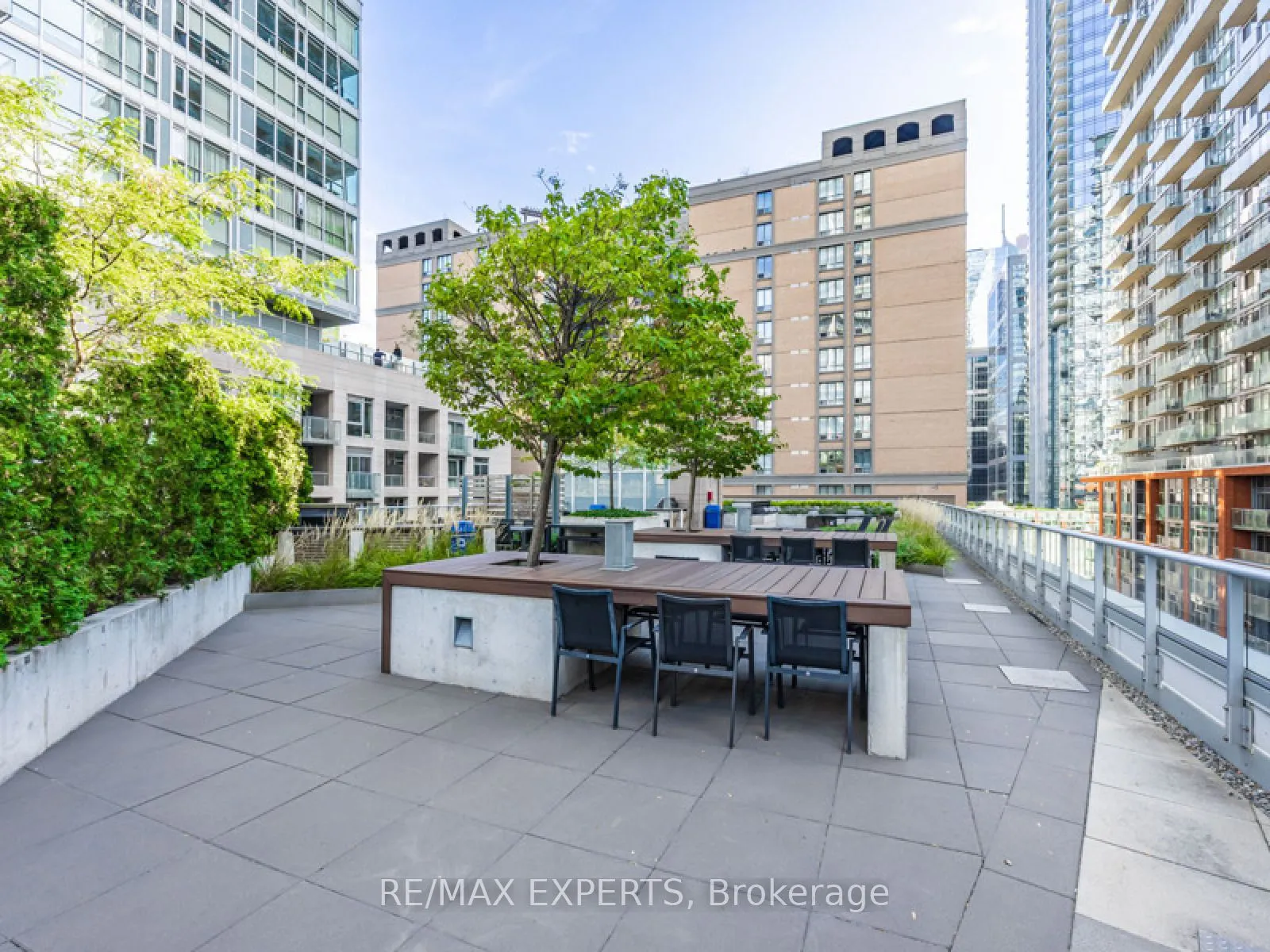 30 Nelson Street, #1608