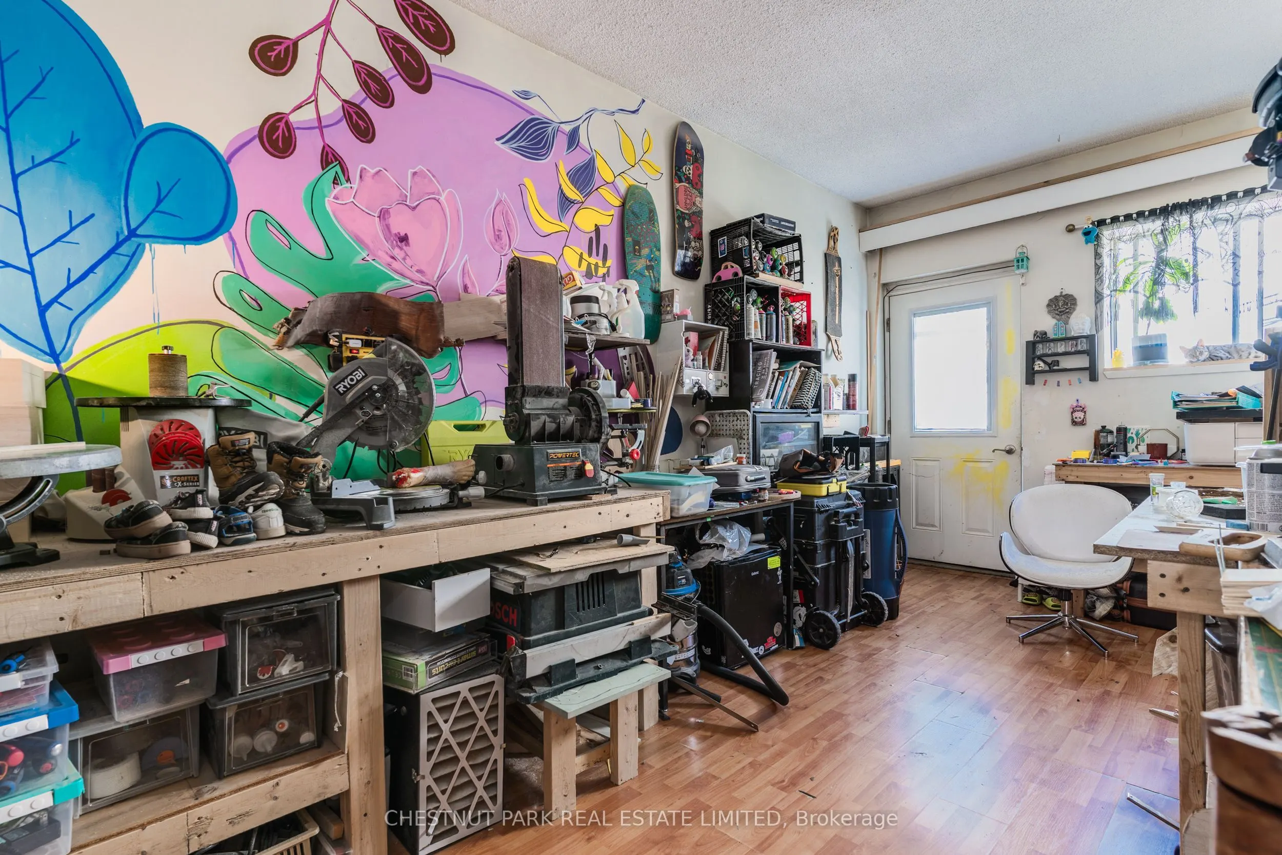 200 Ossington Avenue