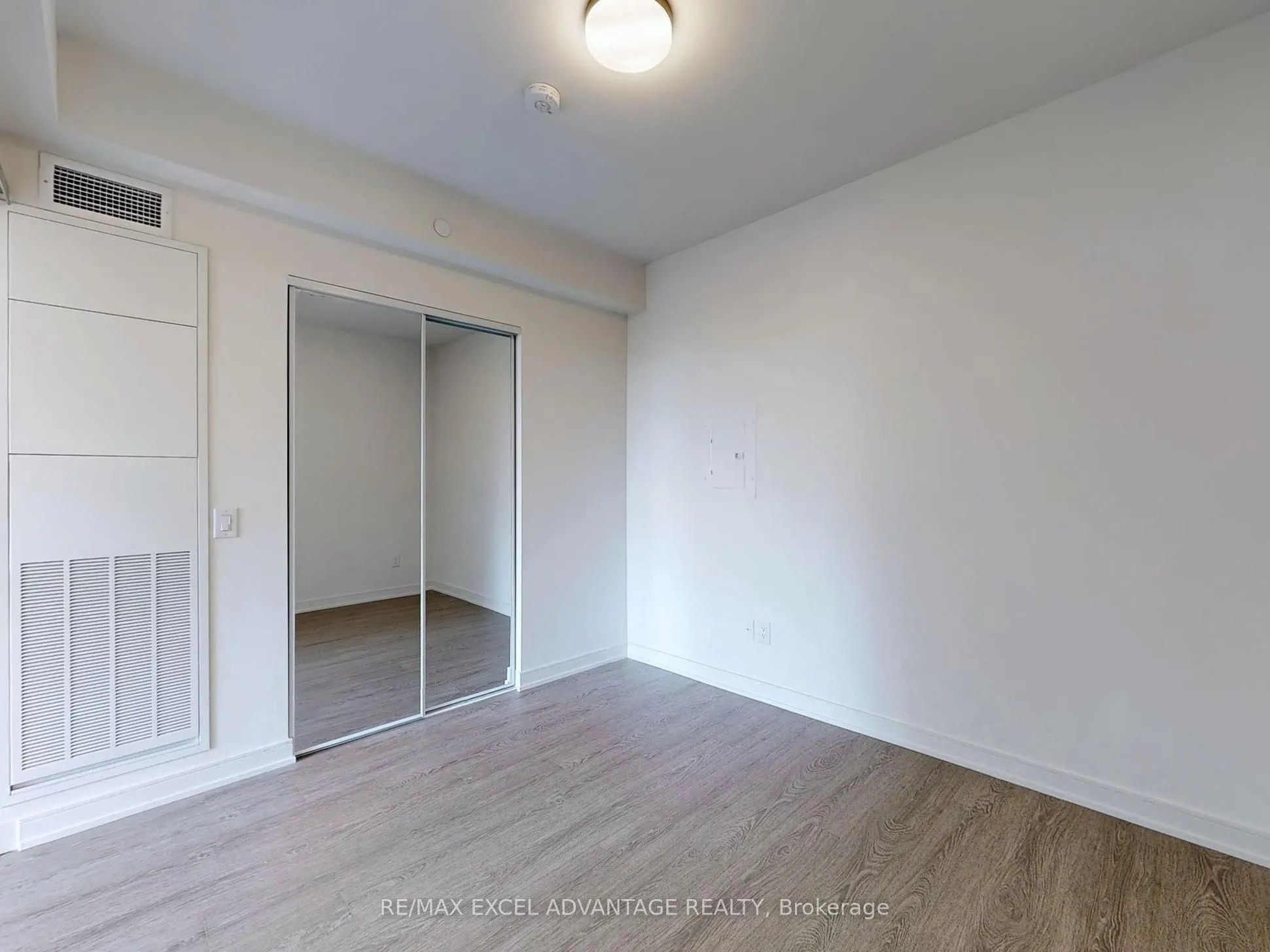 425 Front Street E, #306