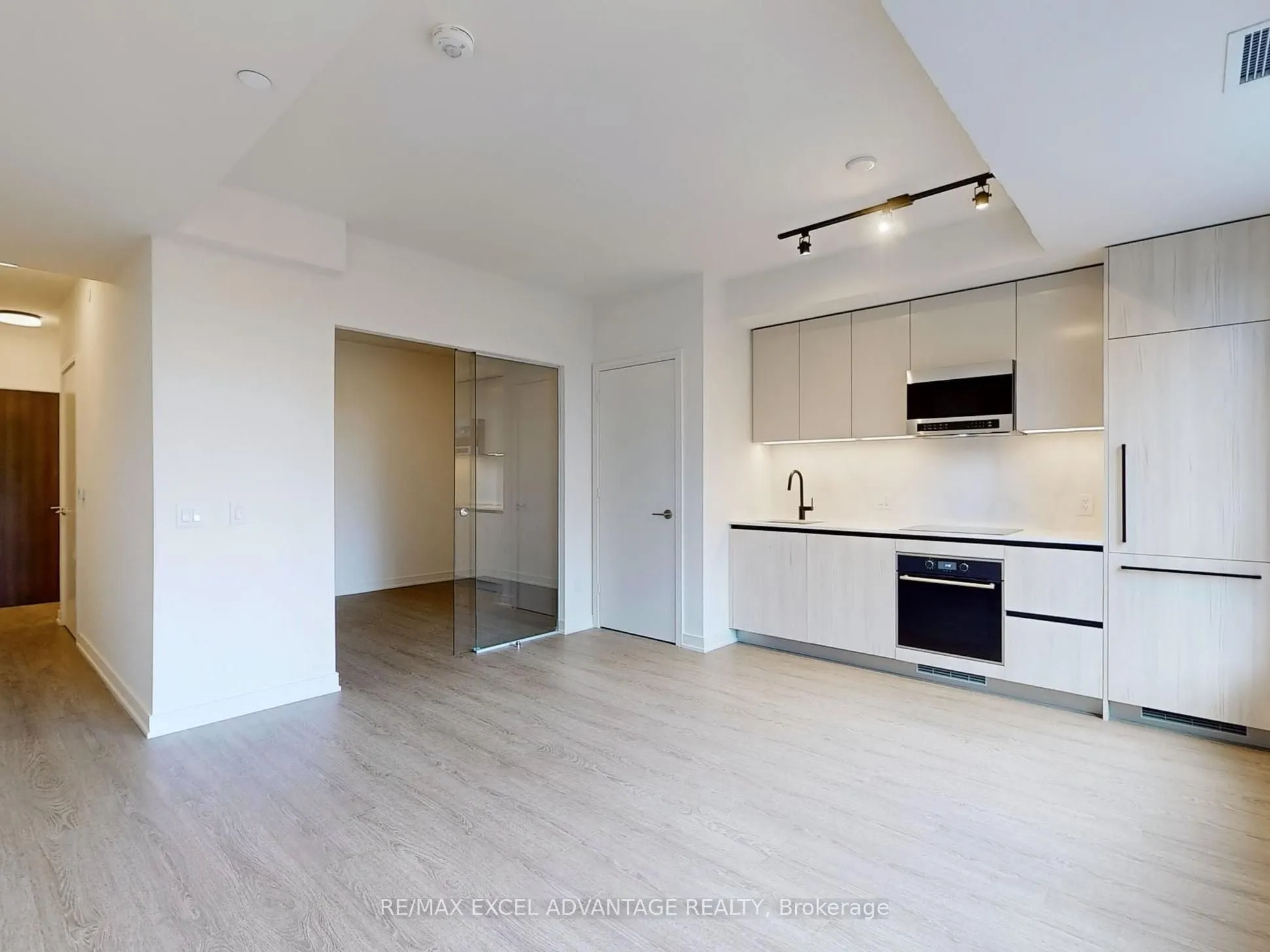 425 Front Street E, #306